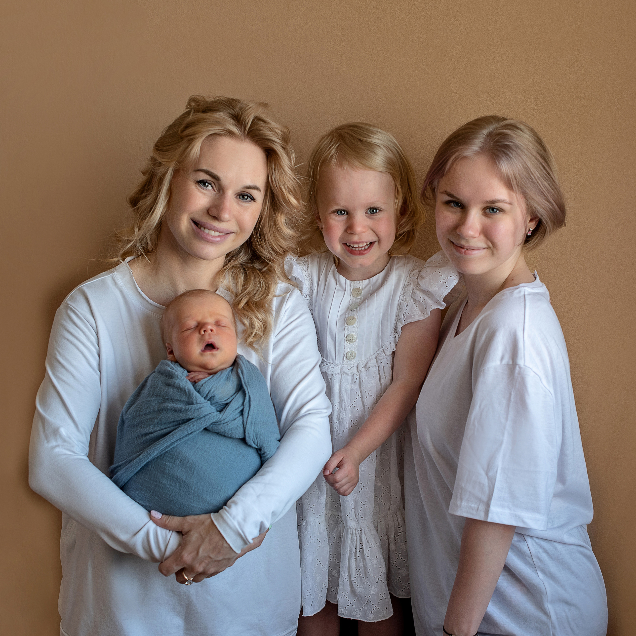 Малыш и семья. Фотограф новорожденных в Санкт-Петербурге Юлия Борисова