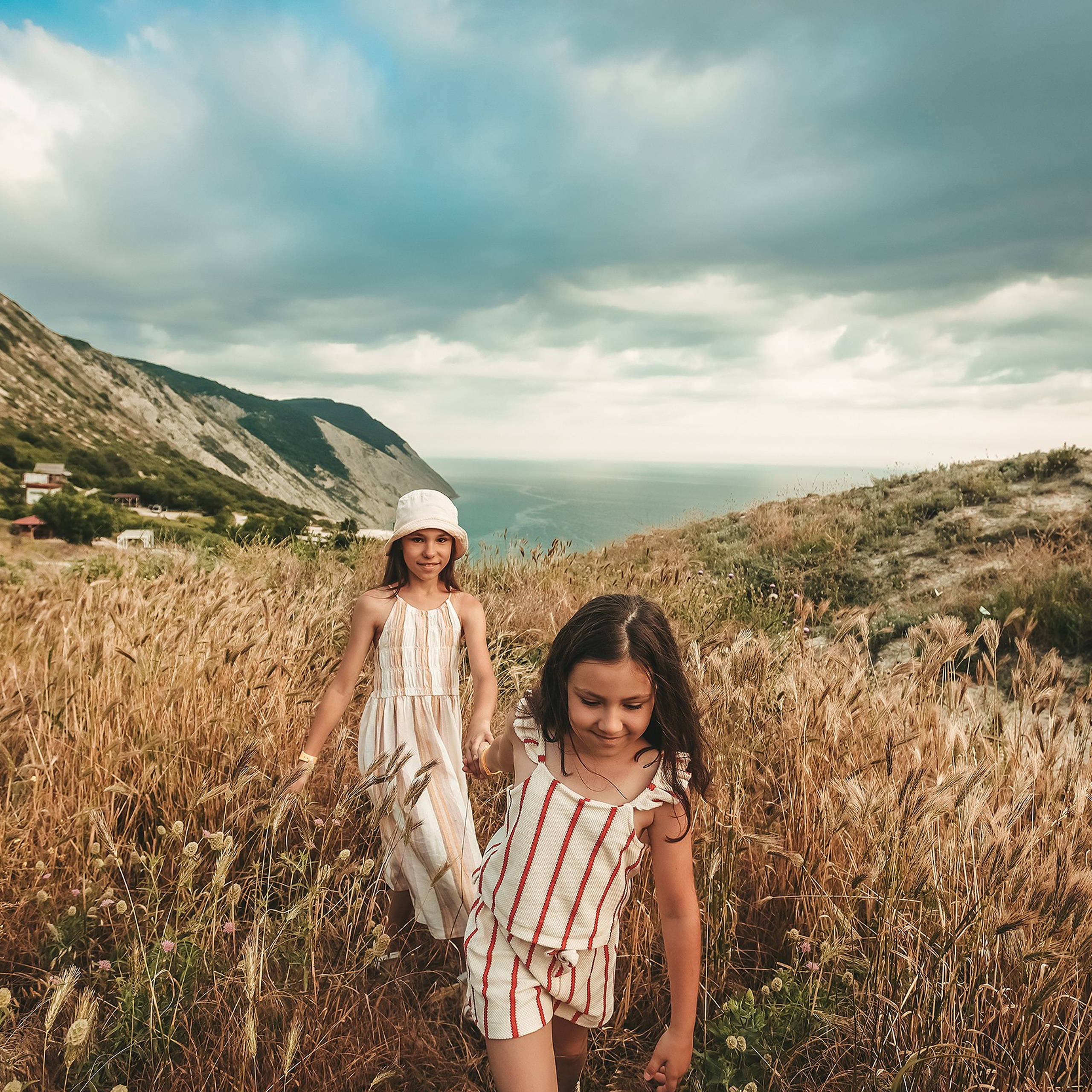 Фотосессия в Анапе в локации кемпинга Рай