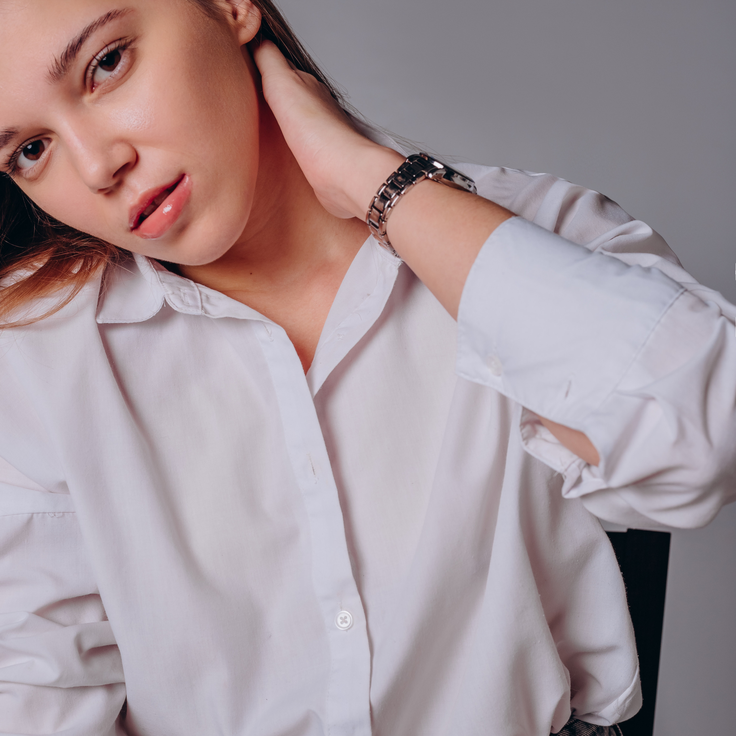 Студийный женский портрет