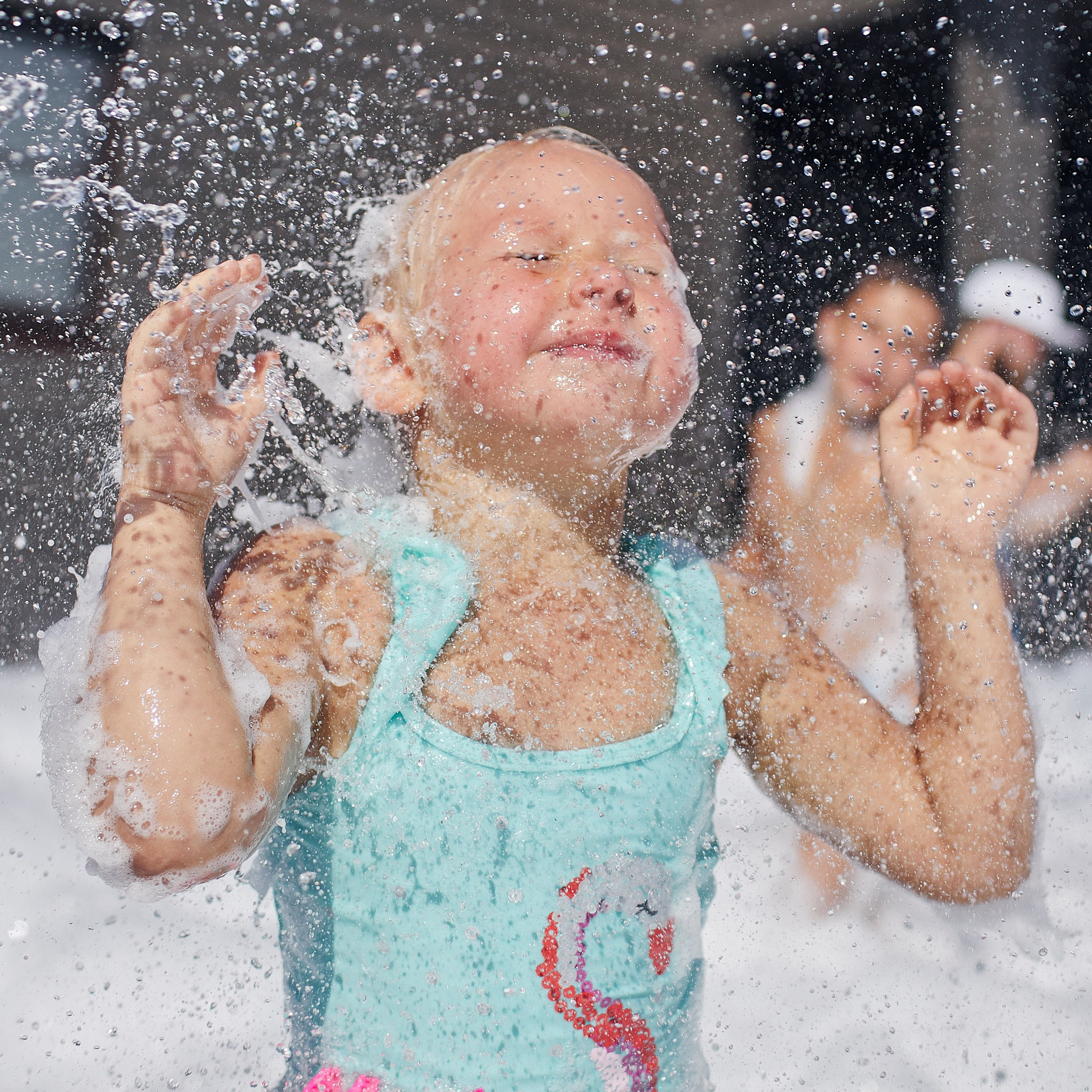 Аня — 6 лет