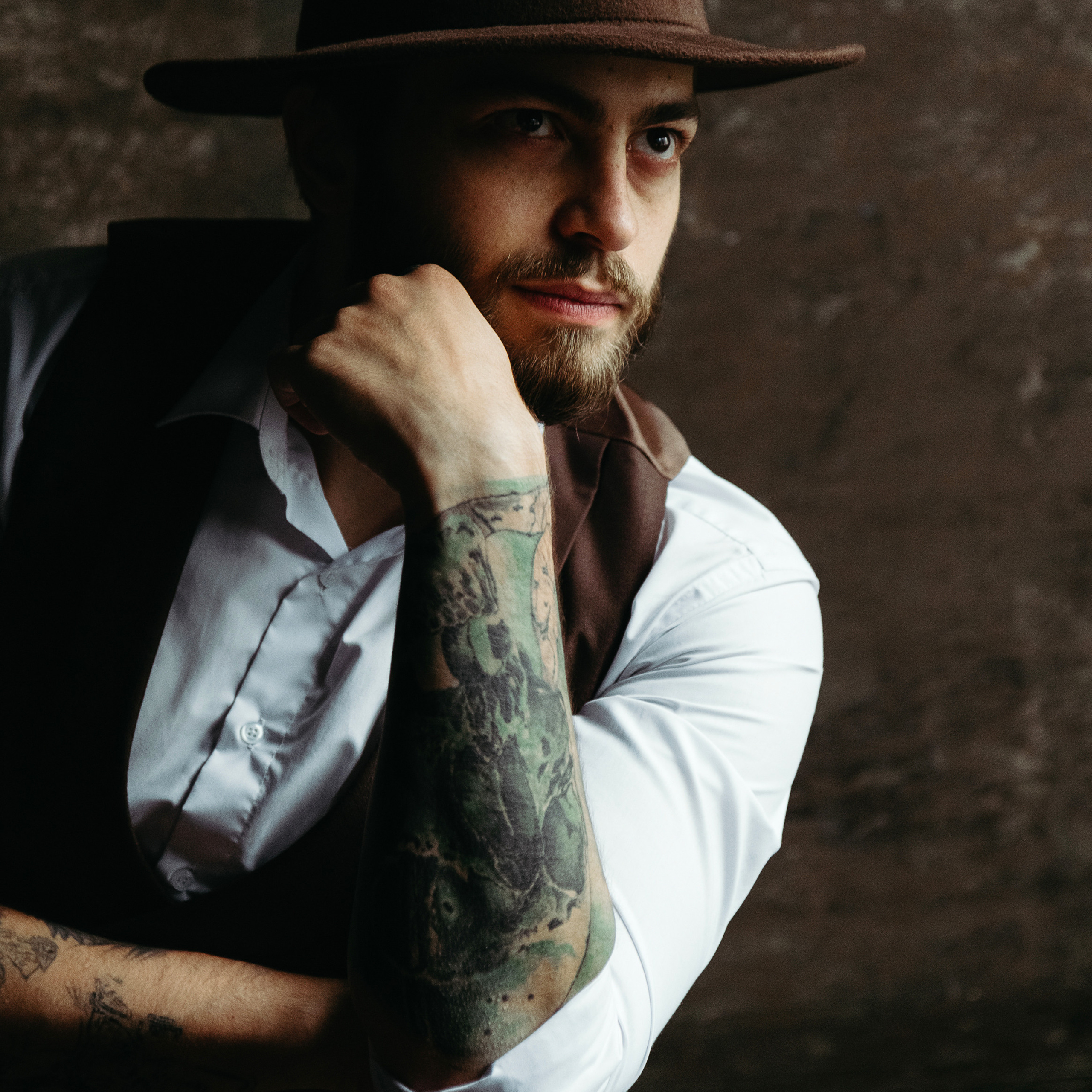 2021. Студийная съемка с Димой, а он на стиле…