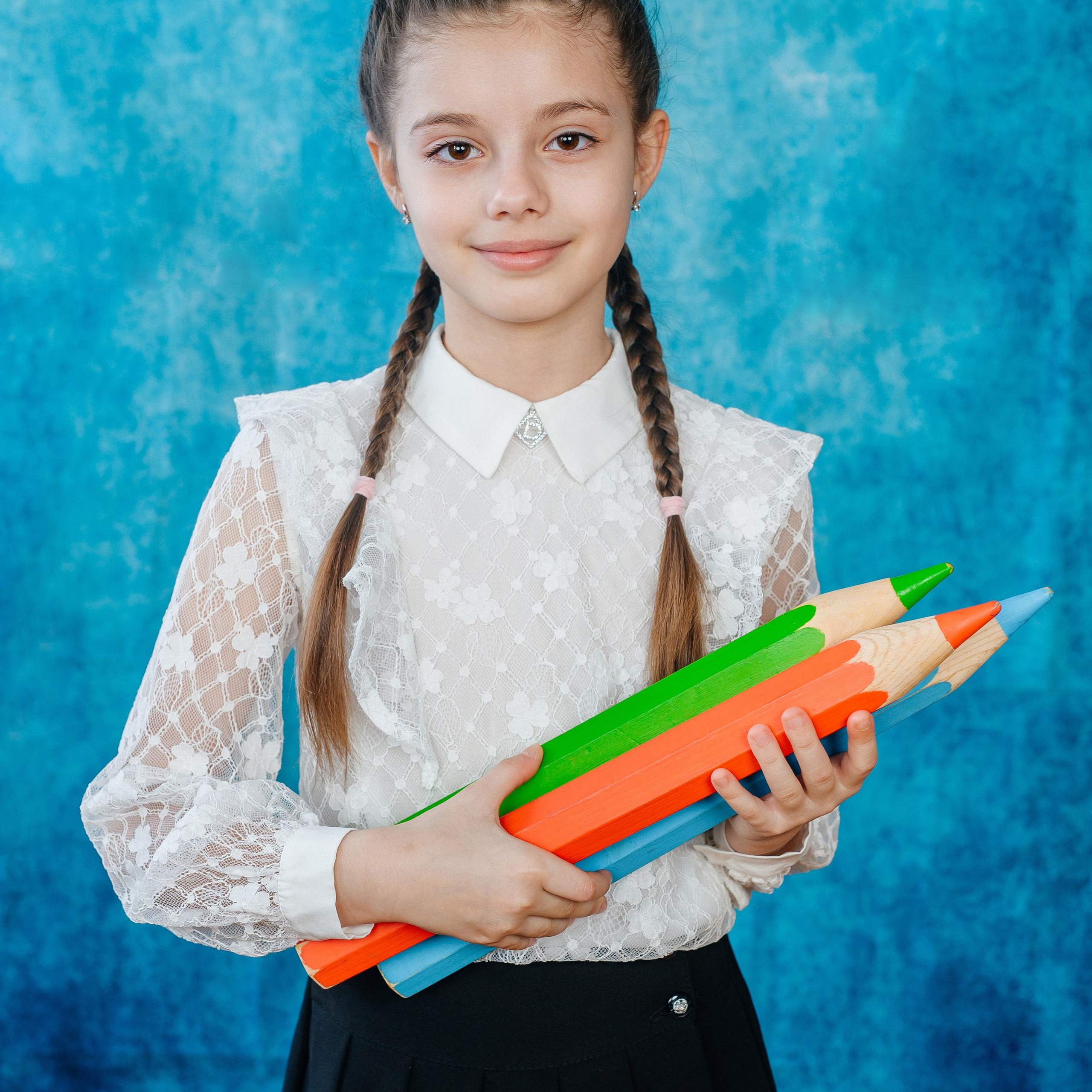 Портреты на голубом фоне