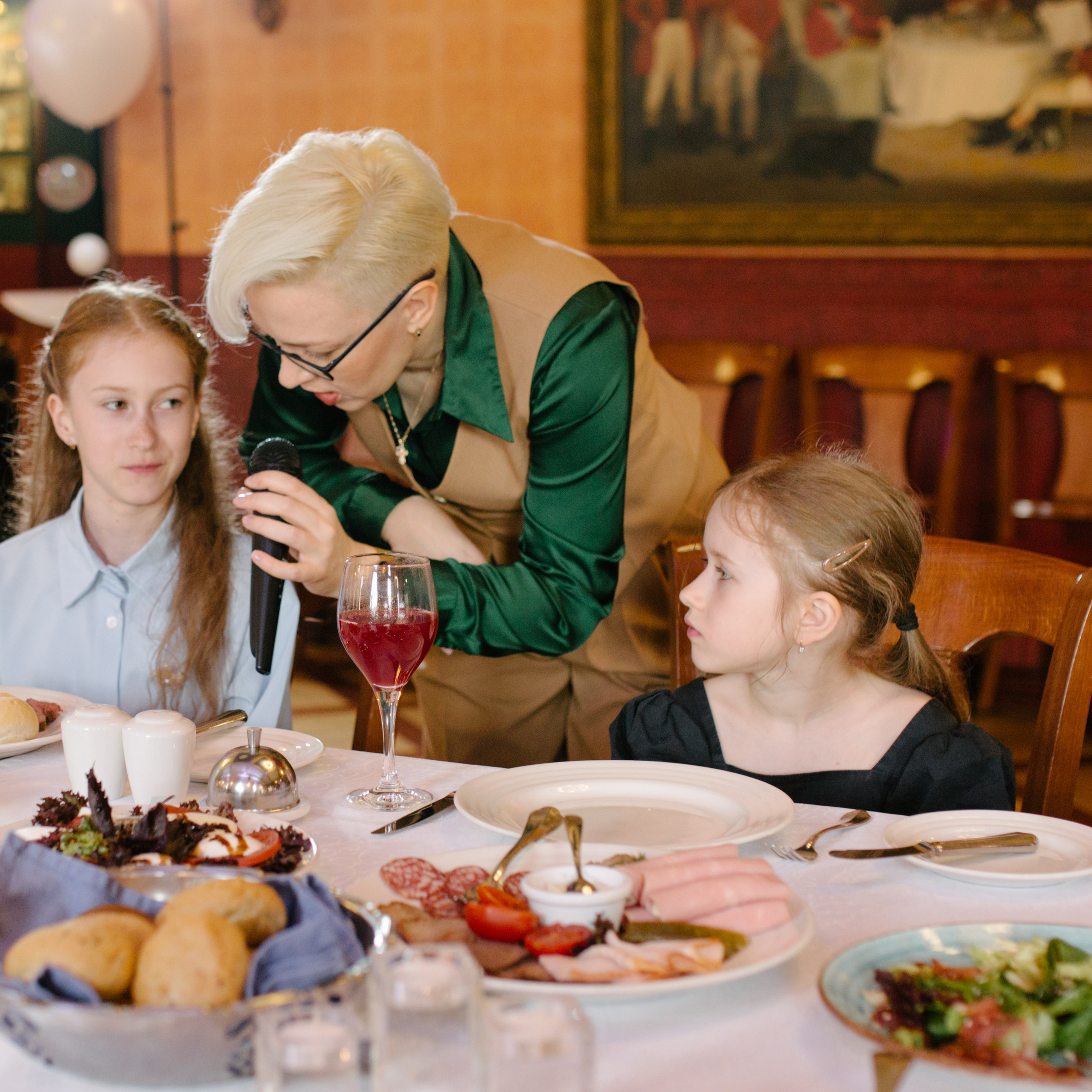 Ведущая на юбилей в Санкт-Петербурге | Юбилей и день рождения СПб