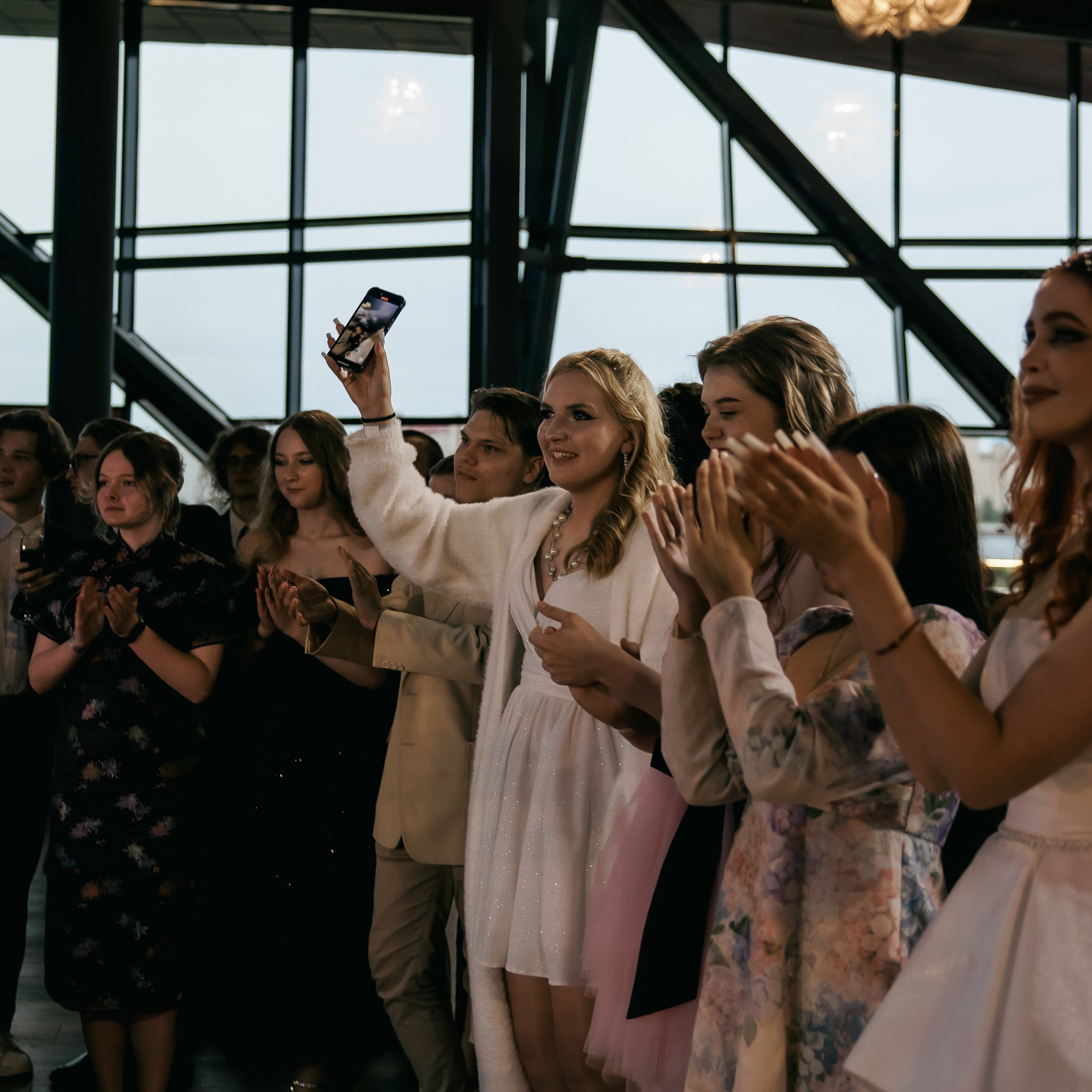 Ведущая на выпускной в Санкт-Петербурге | Выпускные СПб