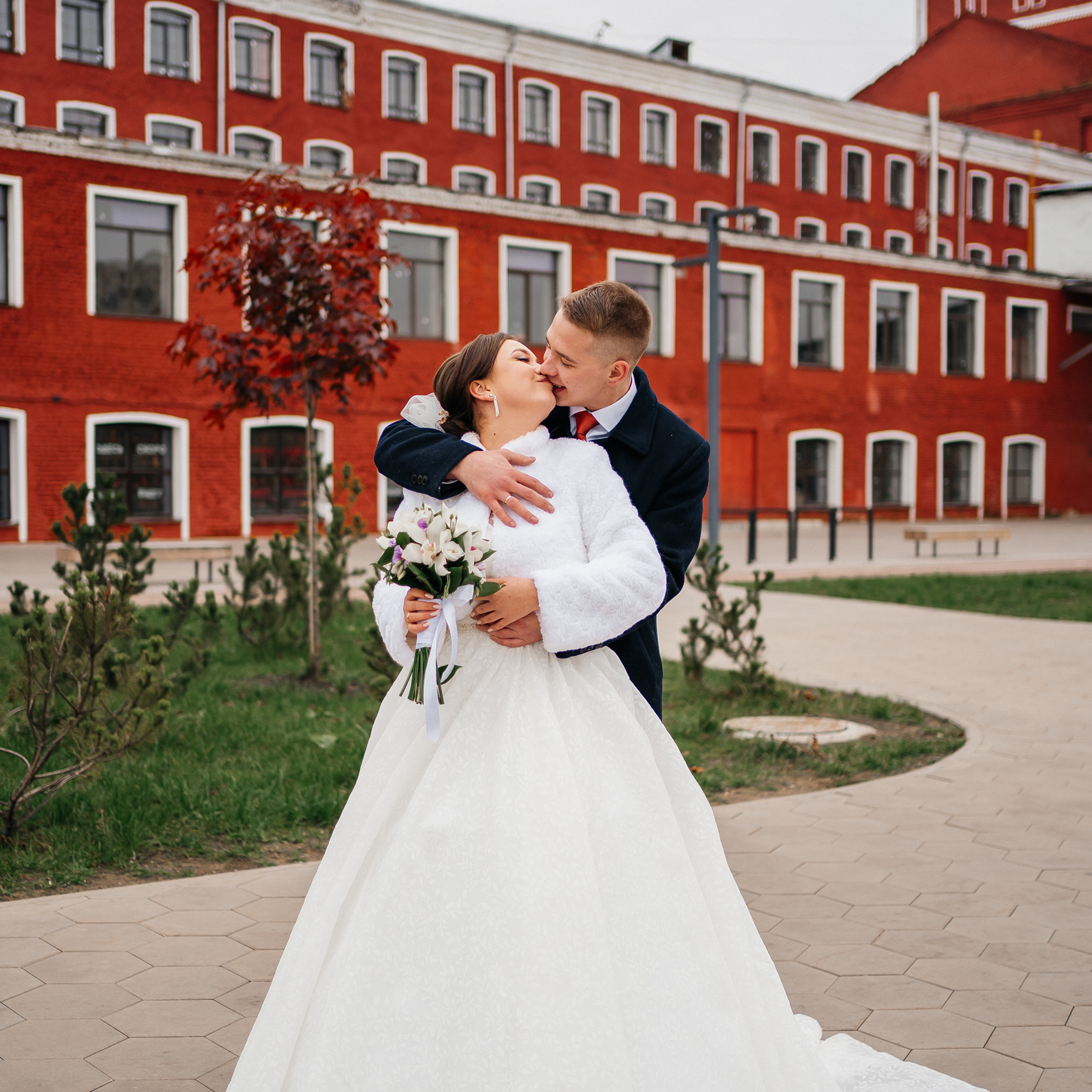 Красивые свадебные фото в Орехово-Зуево. Свадебный и репортажный фотограф Москва