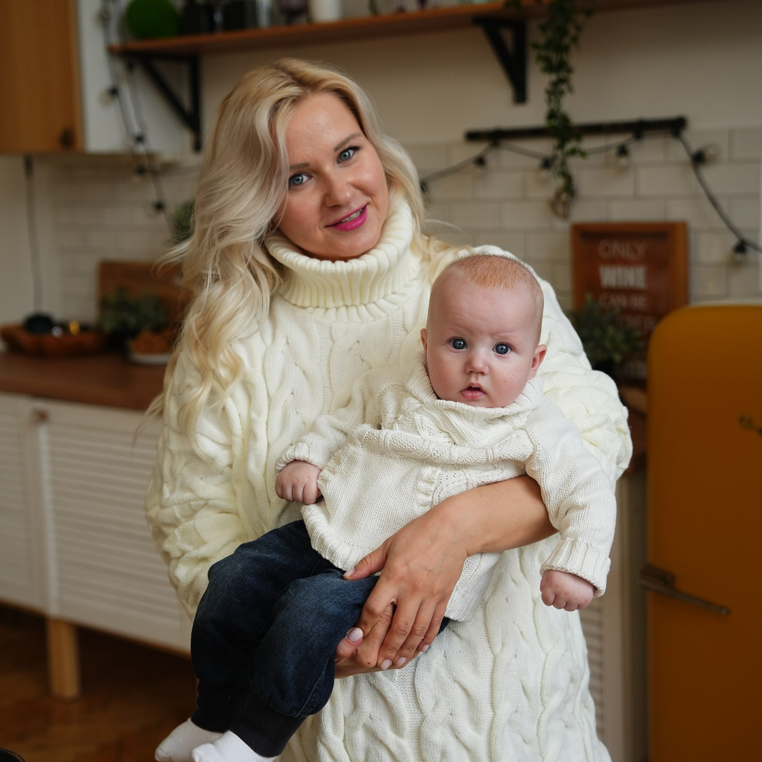 Сomments. Katya Schou