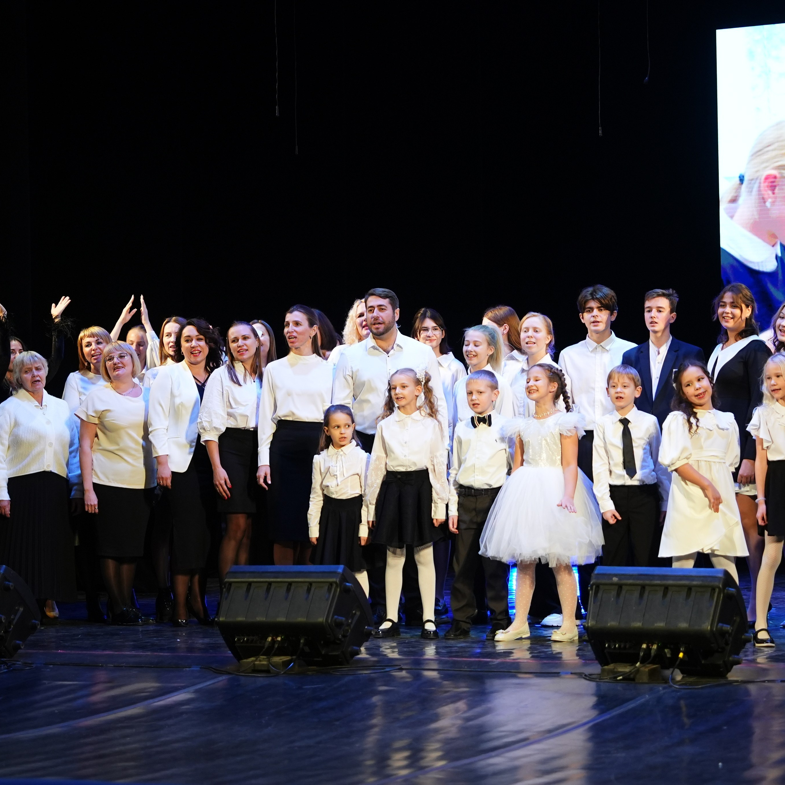 Сomments. Katya Schou