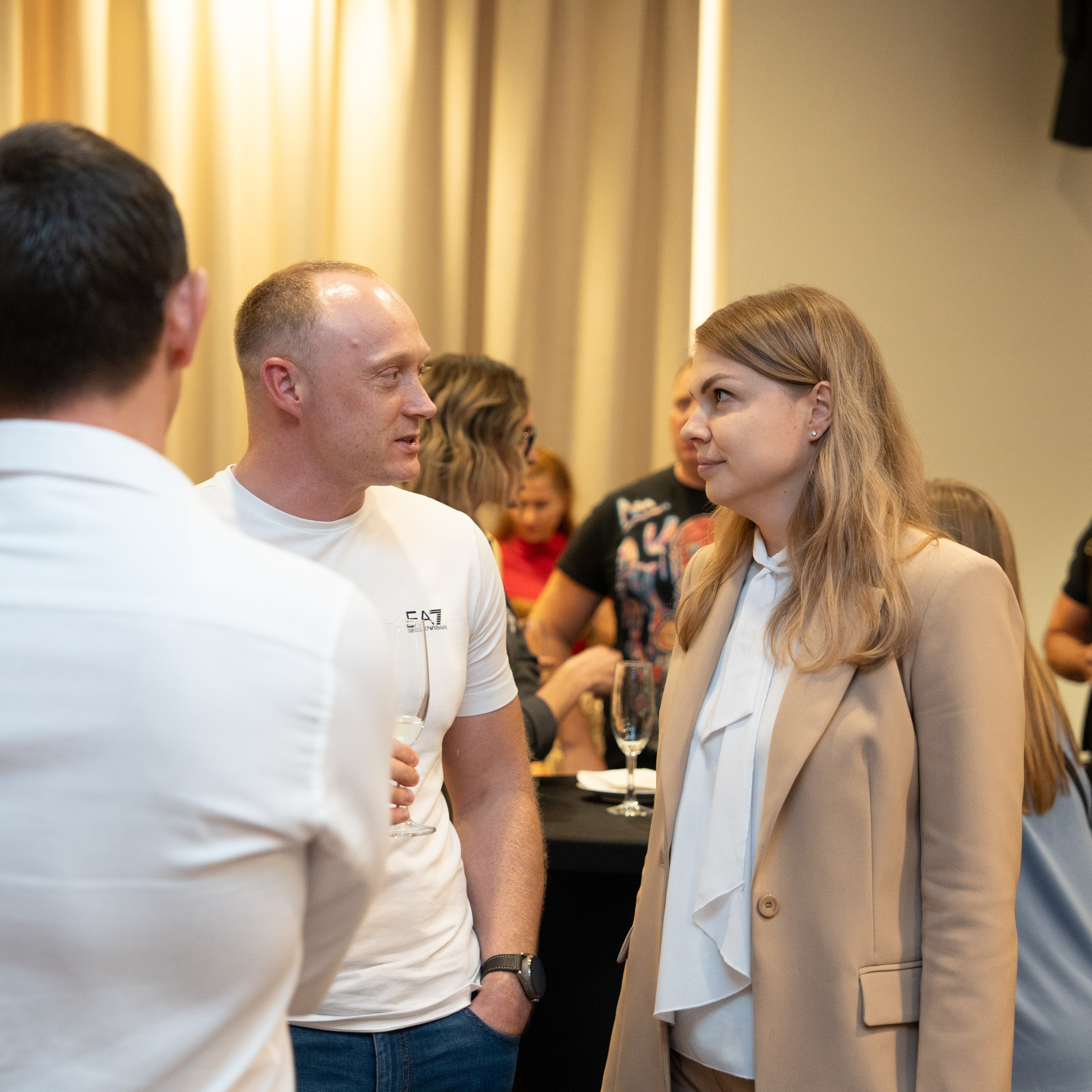 Сomments. Katya Schou