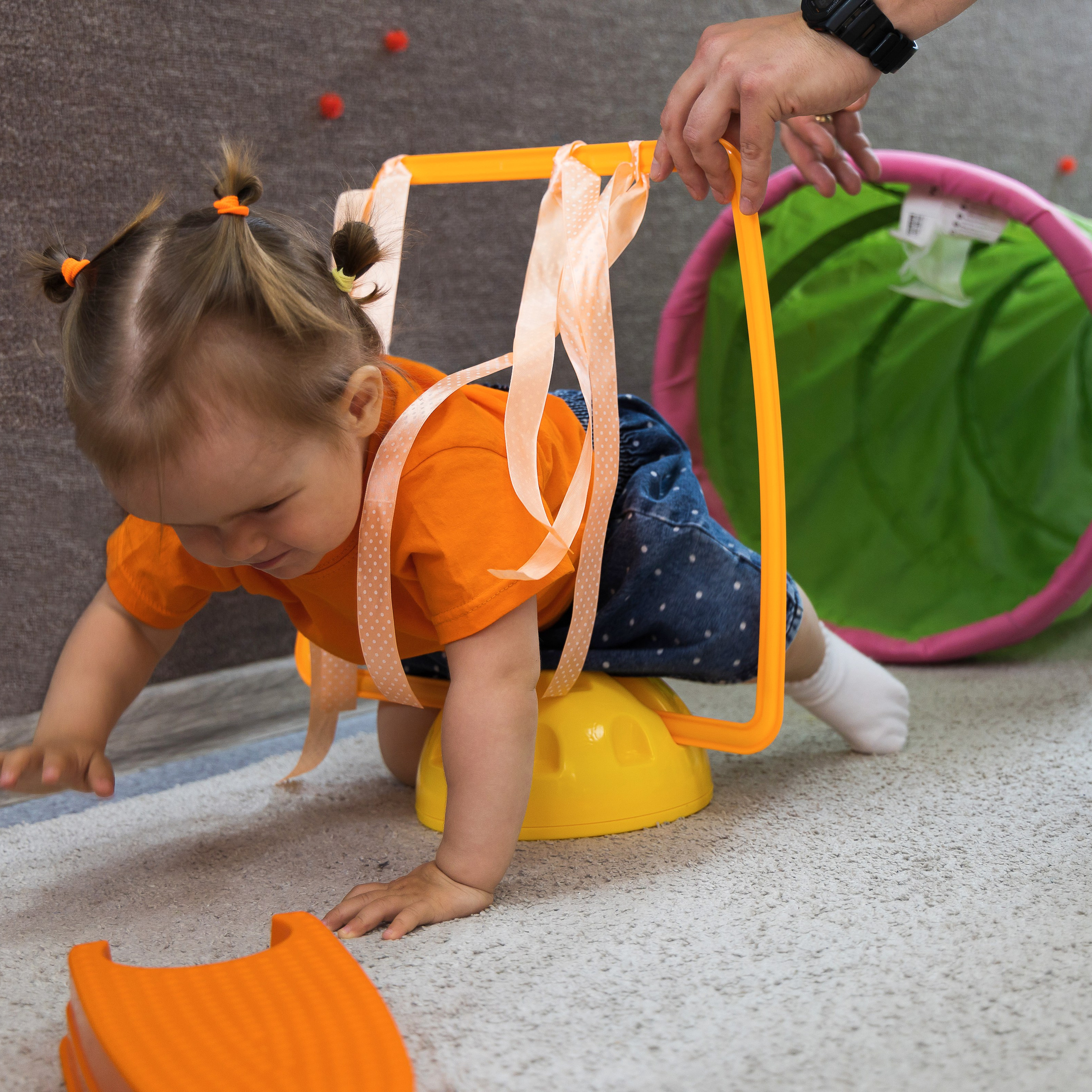 — Оранжевое занятие в Детском клубе «Буквашка» в Жуковском