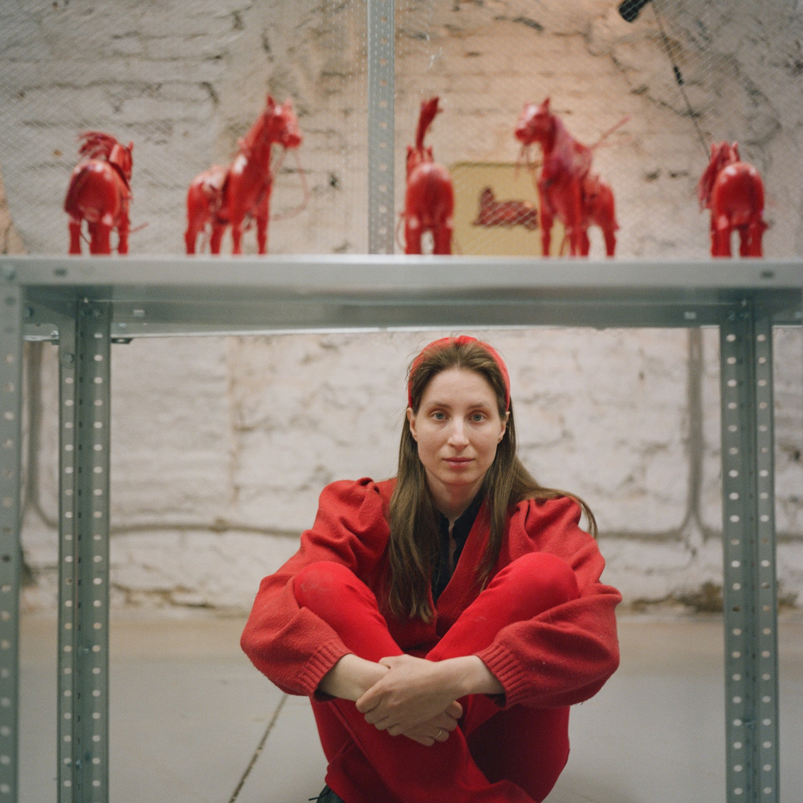 Выставка «24 лошадиных силы» художница Софья Григорьева 