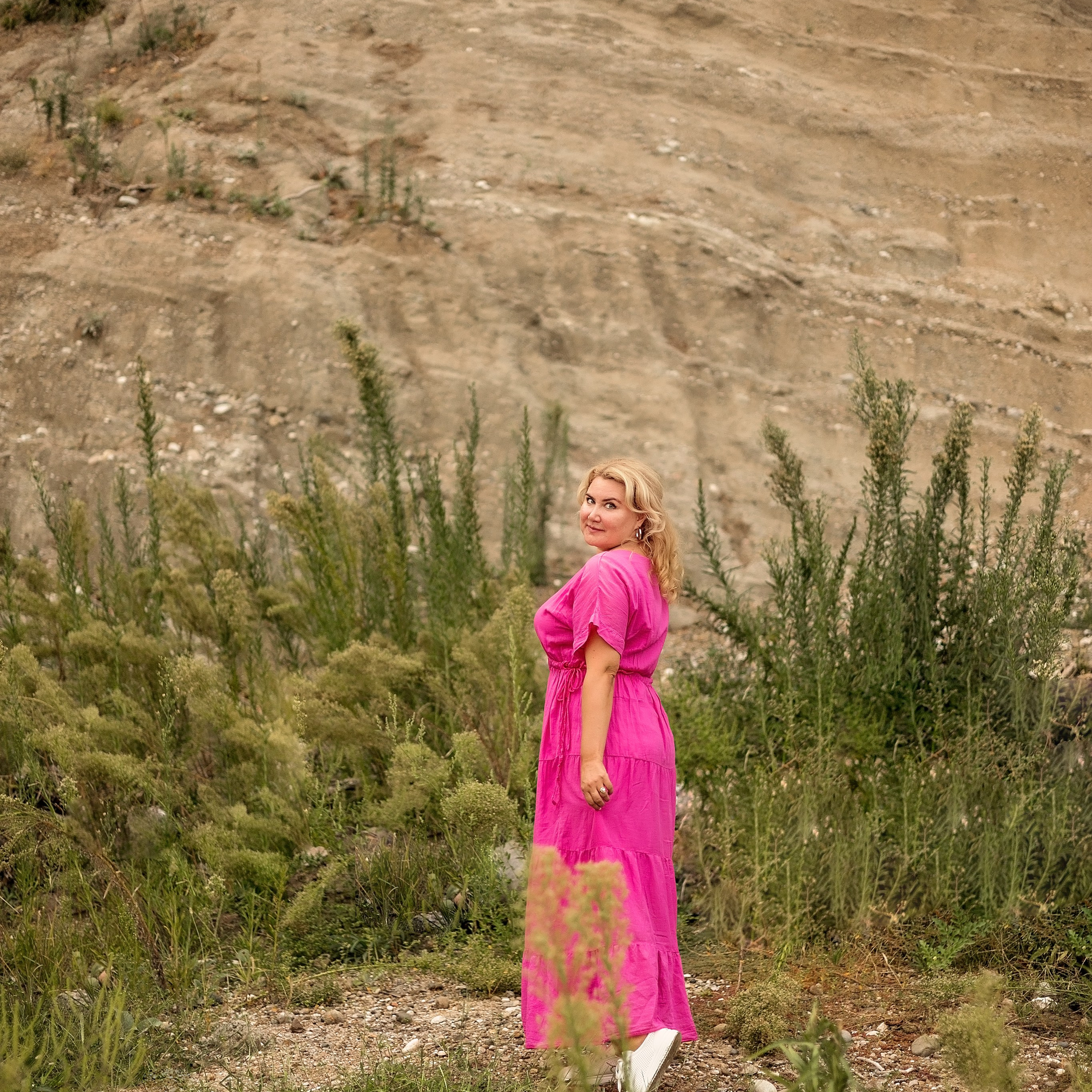 Девушка и море