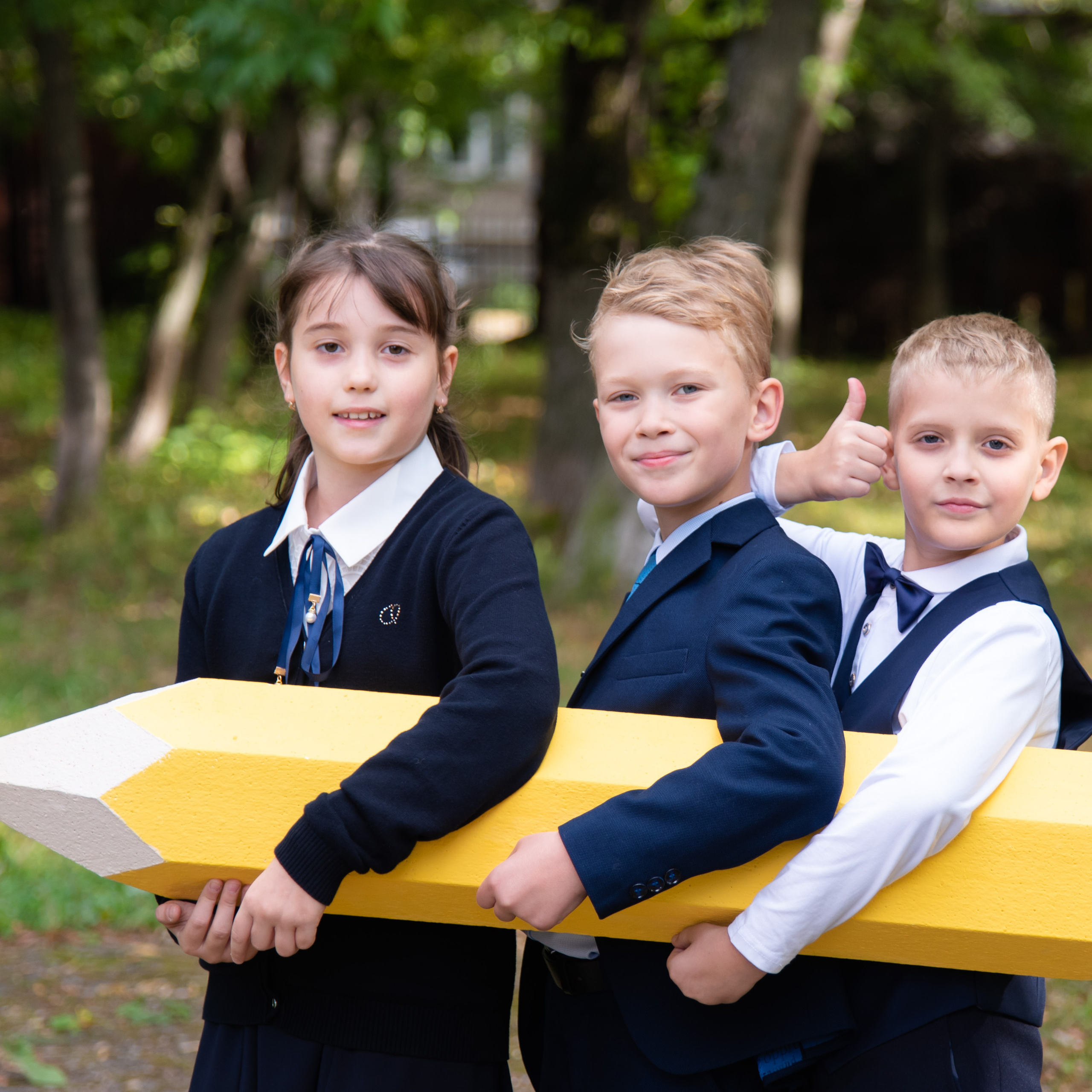 Отзывы о моей работе и готовых выпускных альбомах от Лапшиной Юлии. Лапшина Юлия — школьный фотограф в Нижнем Новгороде. Выпускные альбомы