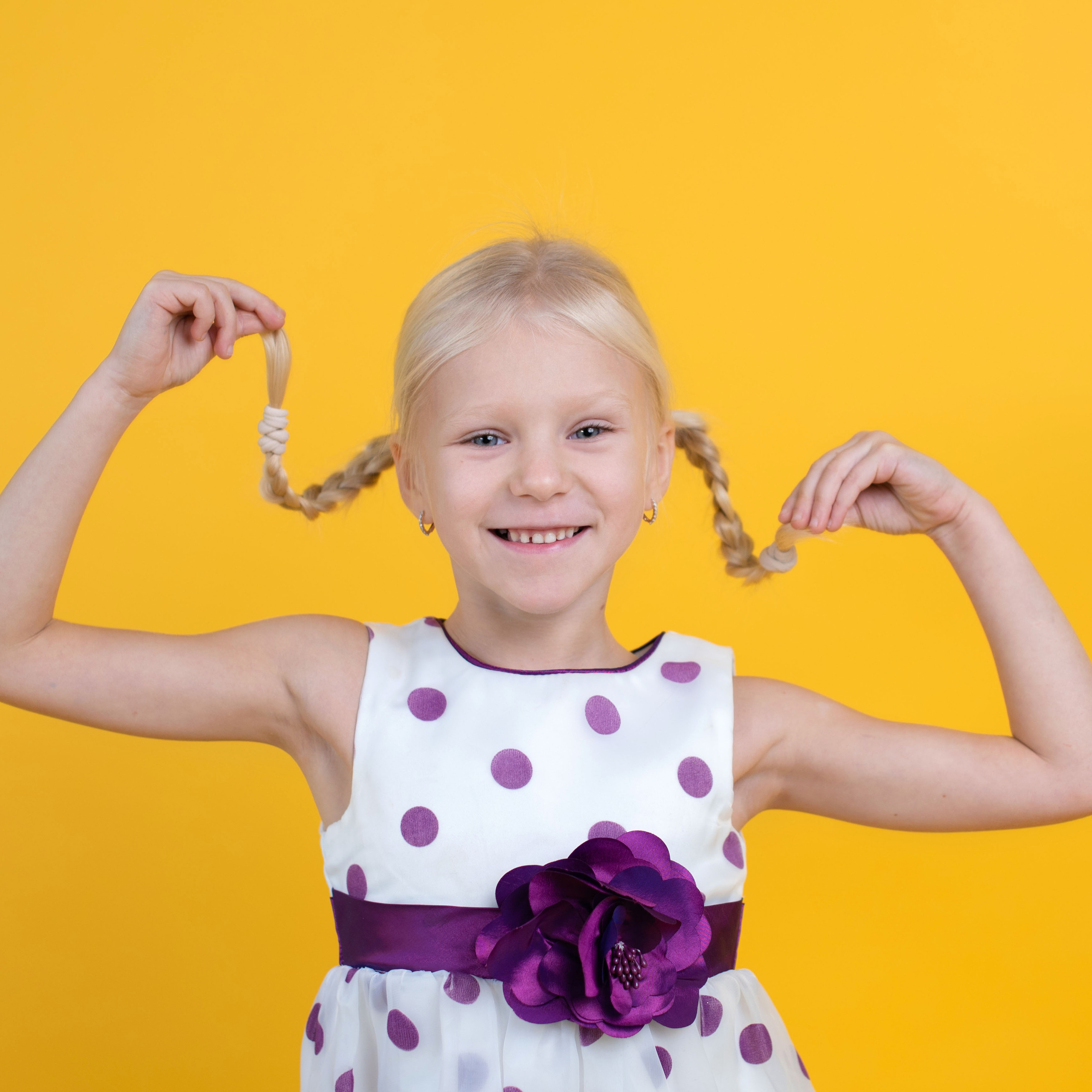 Отзывы о моей работе и готовых выпускных альбомах от Лапшиной Юлии. Лапшина Юлия — школьный фотограф в Нижнем Новгороде. Выпускные альбомы