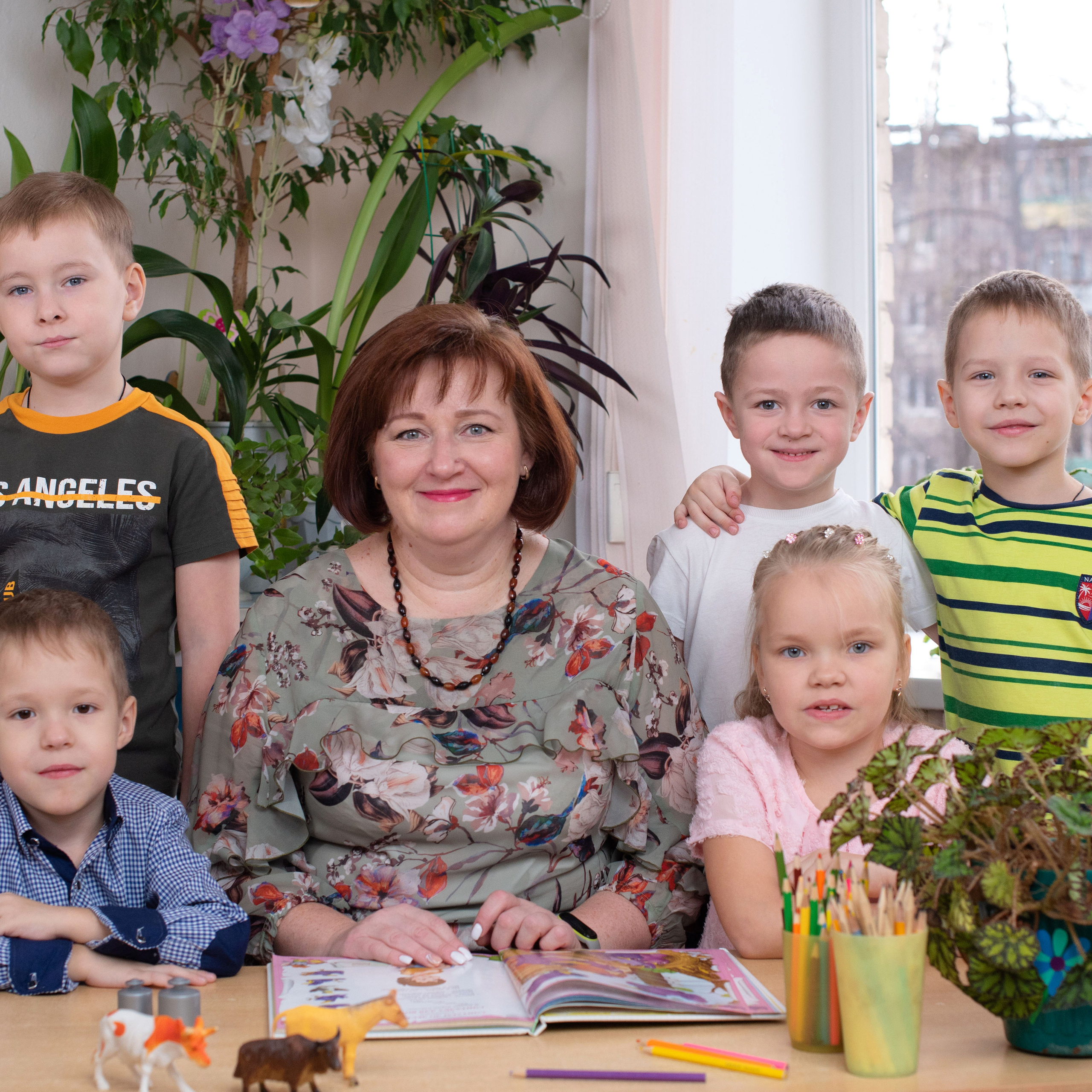 Отзывы о моей работе и готовых выпускных альбомах от Лапшиной Юлии. Лапшина Юлия — школьный фотограф в Нижнем Новгороде. Выпускные альбомы