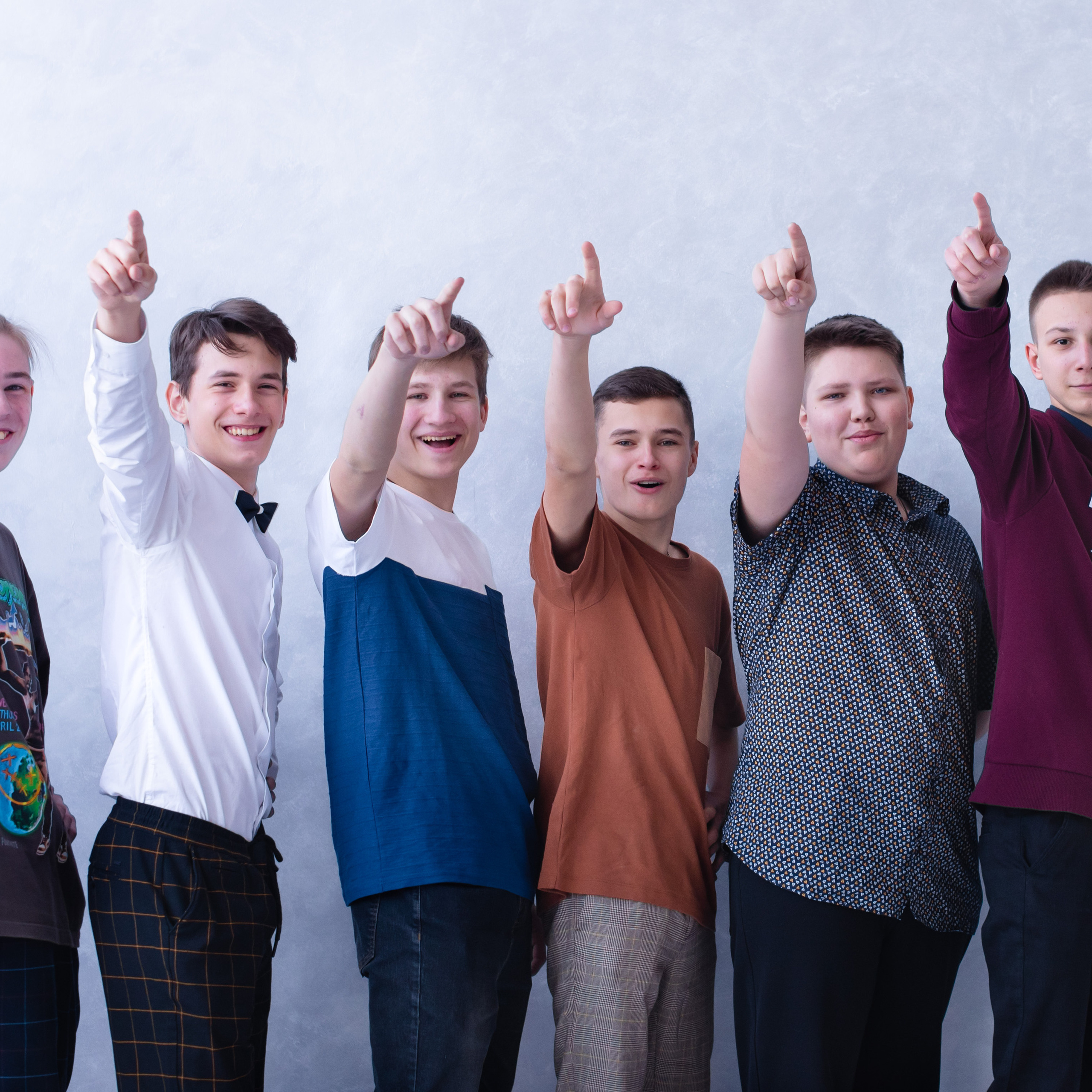 Отзывы о моей работе и готовых выпускных альбомах от Лапшиной Юлии. Лапшина Юлия — школьный фотограф в Нижнем Новгороде. Выпускные альбомы