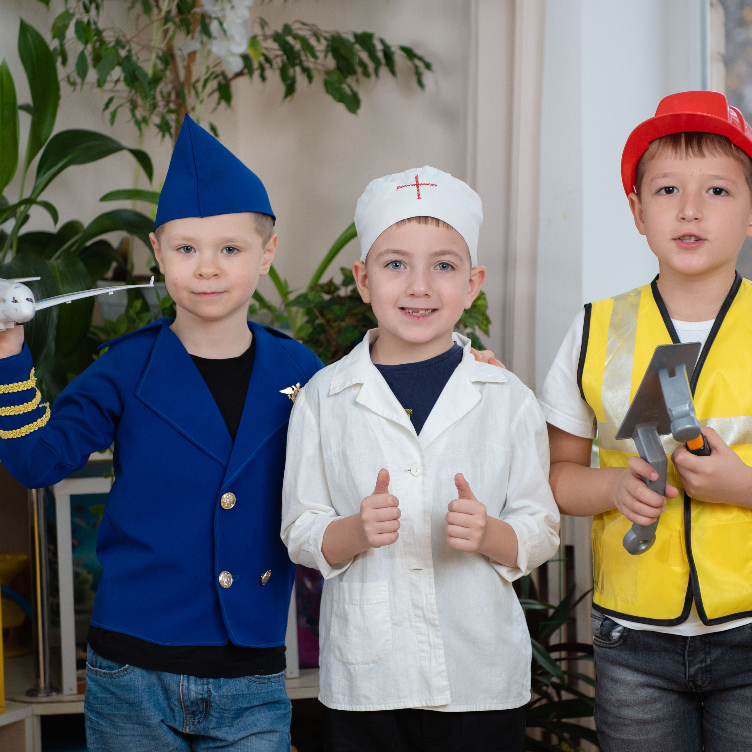 Отзывы о моей работе и готовых выпускных альбомах от Лапшиной Юлии. Лапшина Юлия — школьный фотограф в Нижнем Новгороде. Выпускные альбомы