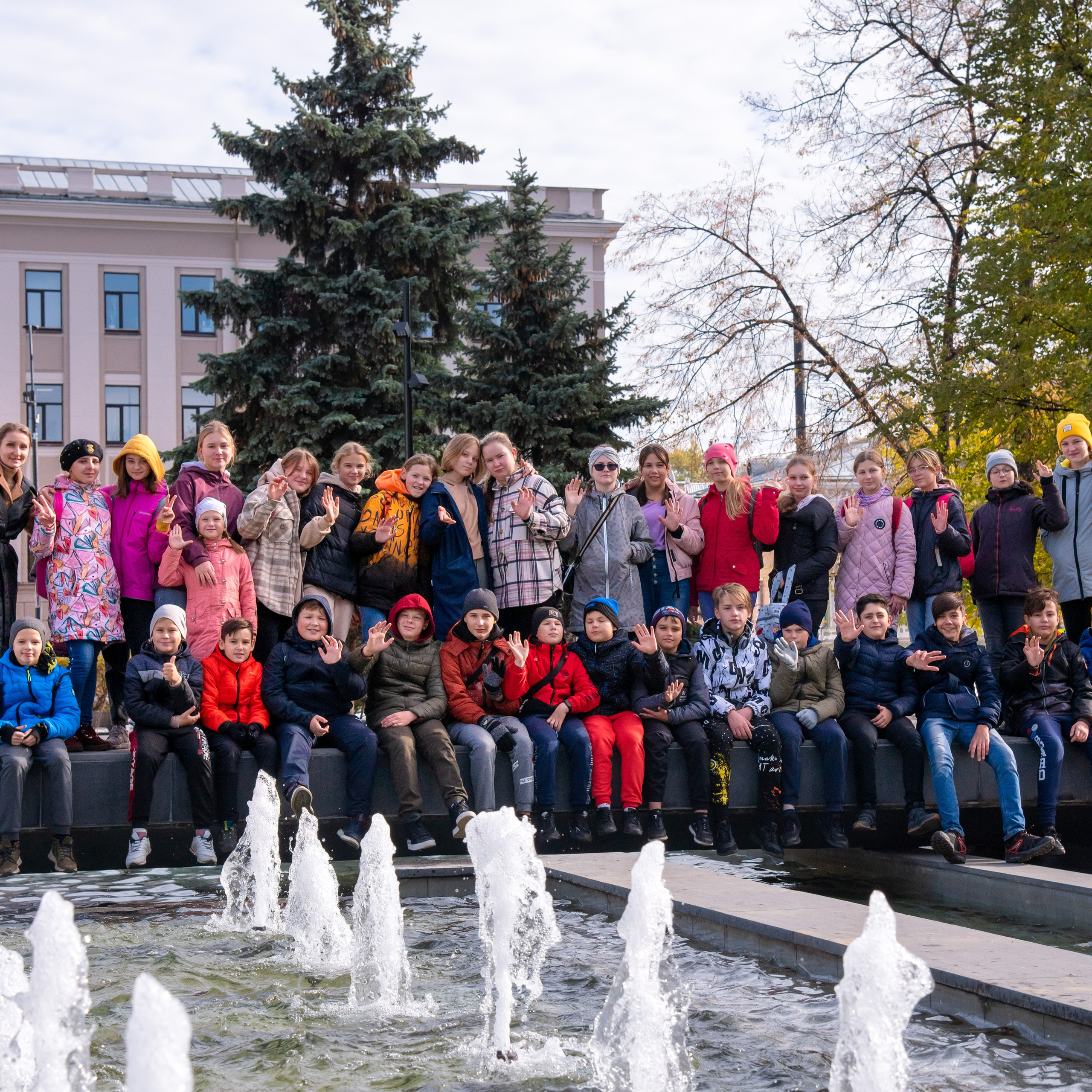 Отзывы о моей работе и готовых выпускных альбомах от Лапшиной Юлии. Лапшина Юлия — школьный фотограф в Нижнем Новгороде. Выпускные альбомы