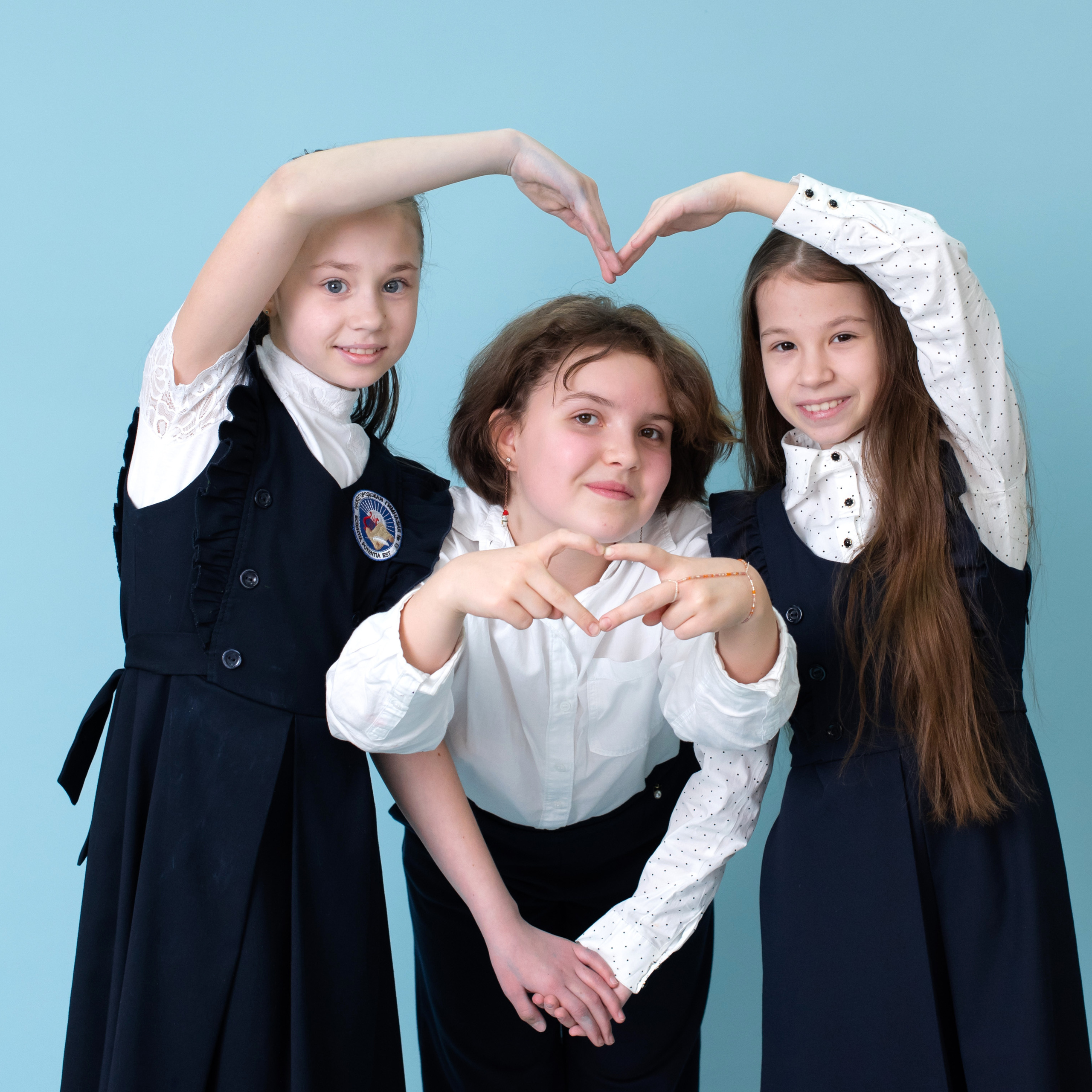 Отзывы о моей работе и готовых выпускных альбомах от Лапшиной Юлии. Лапшина Юлия — школьный фотограф в Нижнем Новгороде. Выпускные альбомы