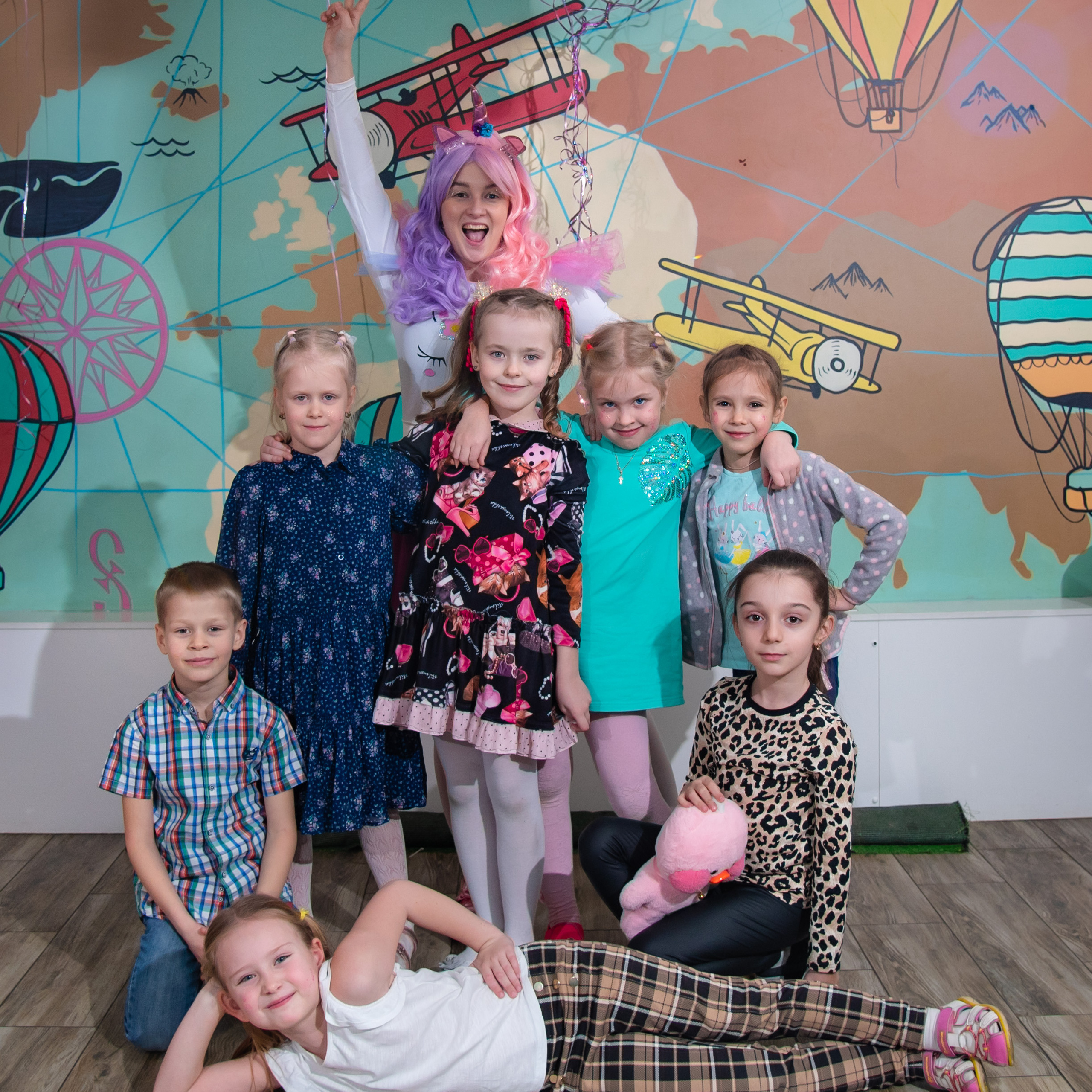 Отзывы о моей работе и готовых выпускных альбомах от Лапшиной Юлии. Лапшина Юлия — школьный фотограф в Нижнем Новгороде. Выпускные альбомы