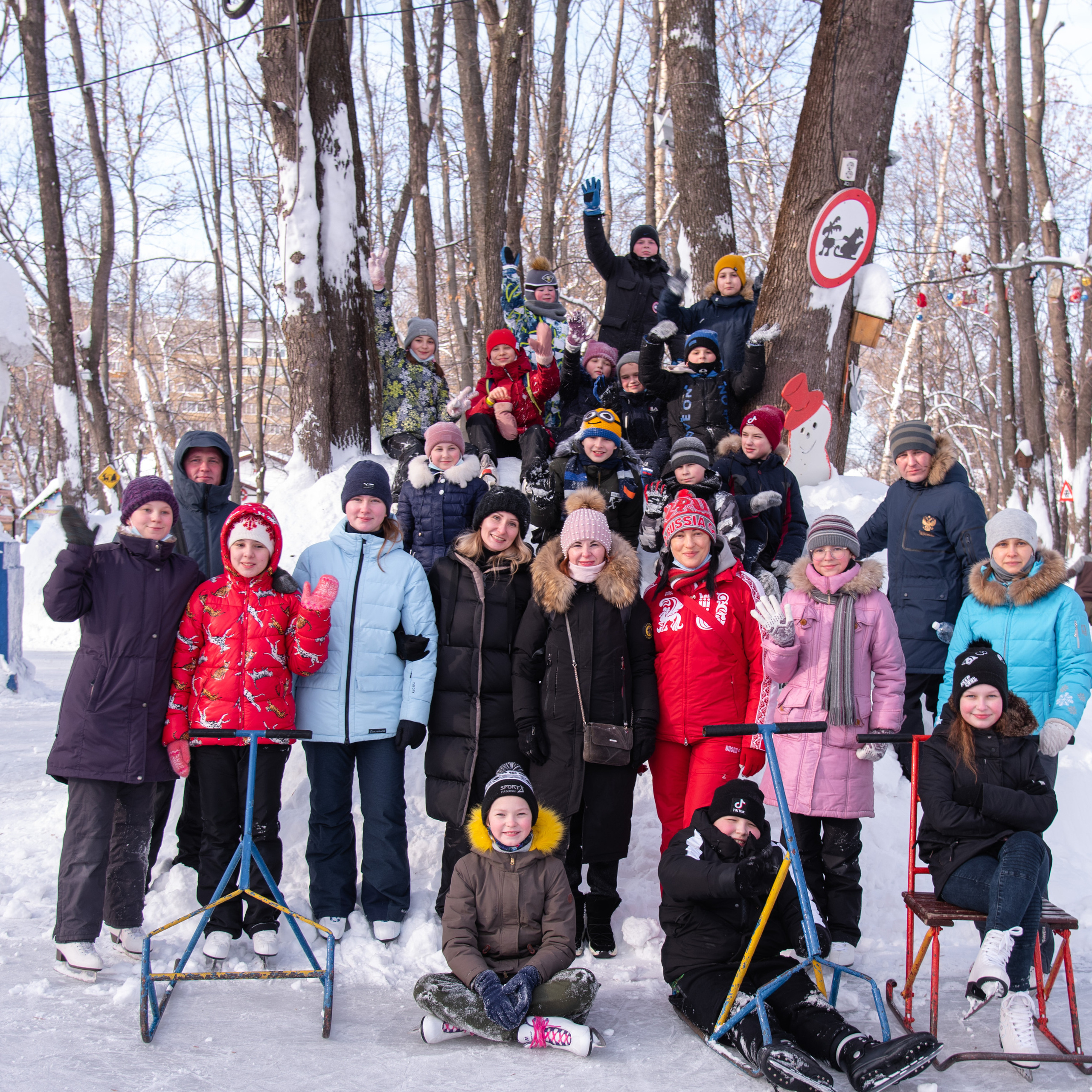 Отзывы о моей работе и готовых выпускных альбомах от Лапшиной Юлии. Лапшина Юлия — школьный фотограф в Нижнем Новгороде. Выпускные альбомы
