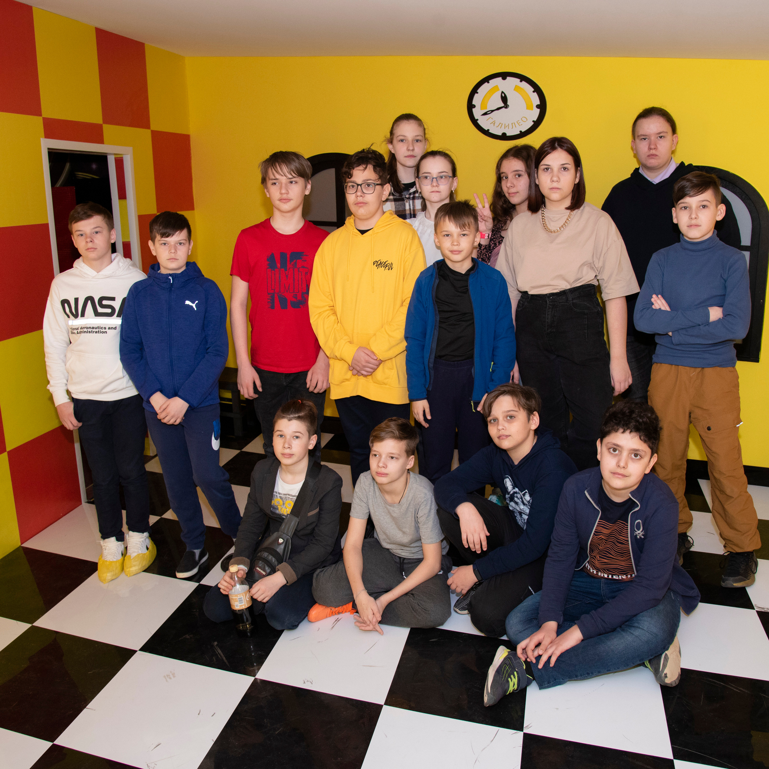 Отзывы о моей работе и готовых выпускных альбомах от Лапшиной Юлии. Лапшина Юлия — школьный фотограф в Нижнем Новгороде. Выпускные альбомы