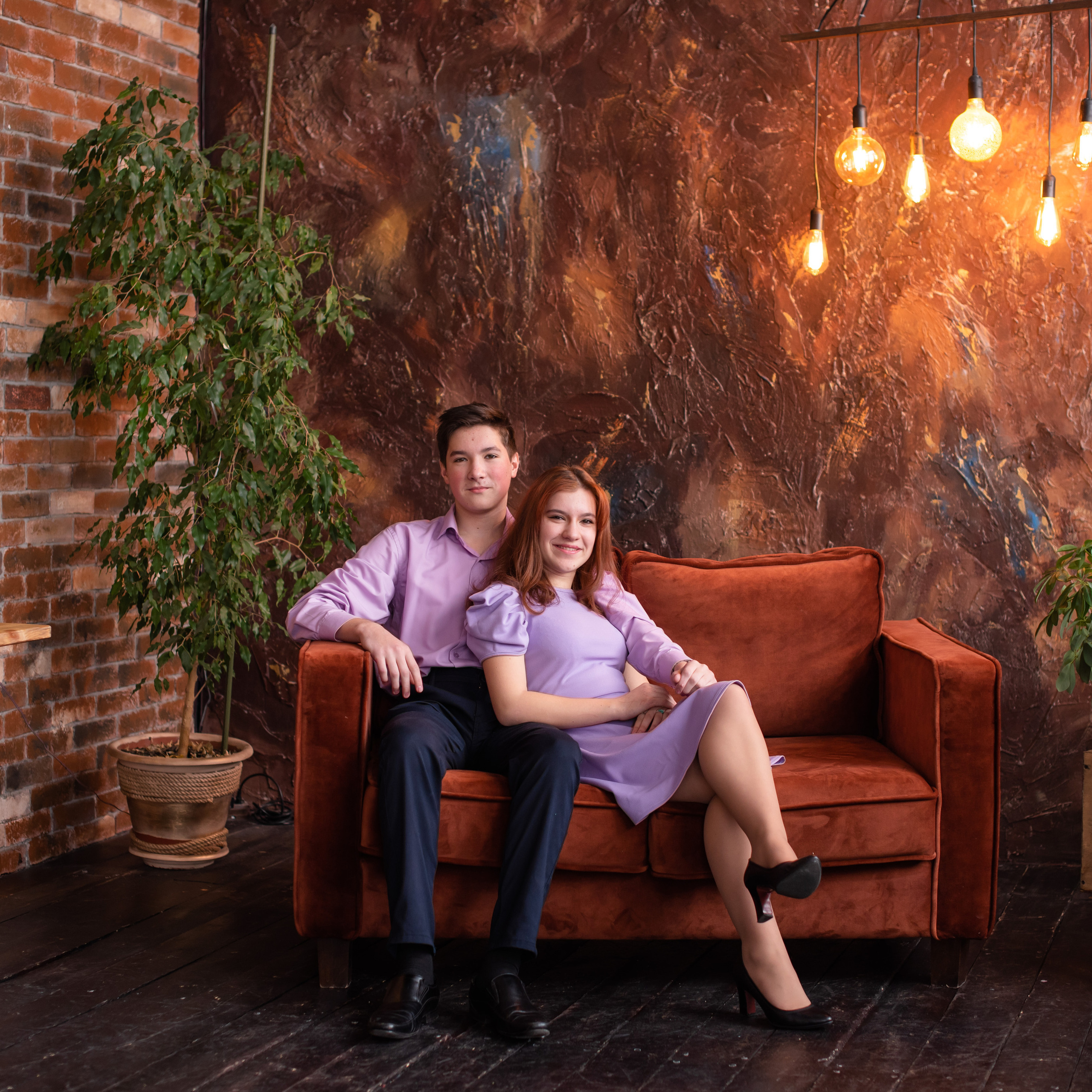 Отзывы о моей работе и готовых выпускных альбомах от Лапшиной Юлии. Лапшина Юлия — школьный фотограф в Нижнем Новгороде. Выпускные альбомы