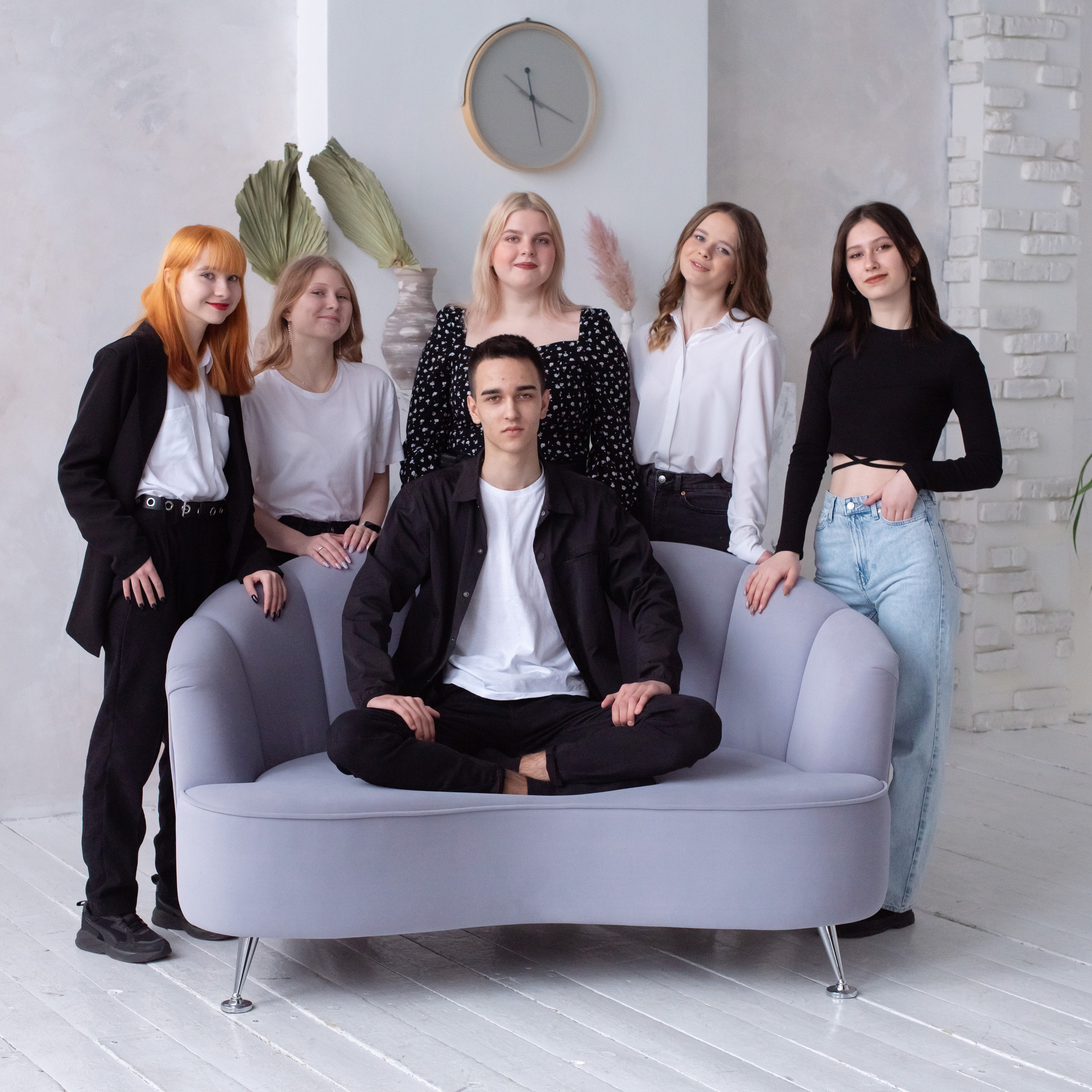 Отзывы о моей работе и готовых выпускных альбомах от Лапшиной Юлии. Лапшина Юлия — школьный фотограф в Нижнем Новгороде. Выпускные альбомы