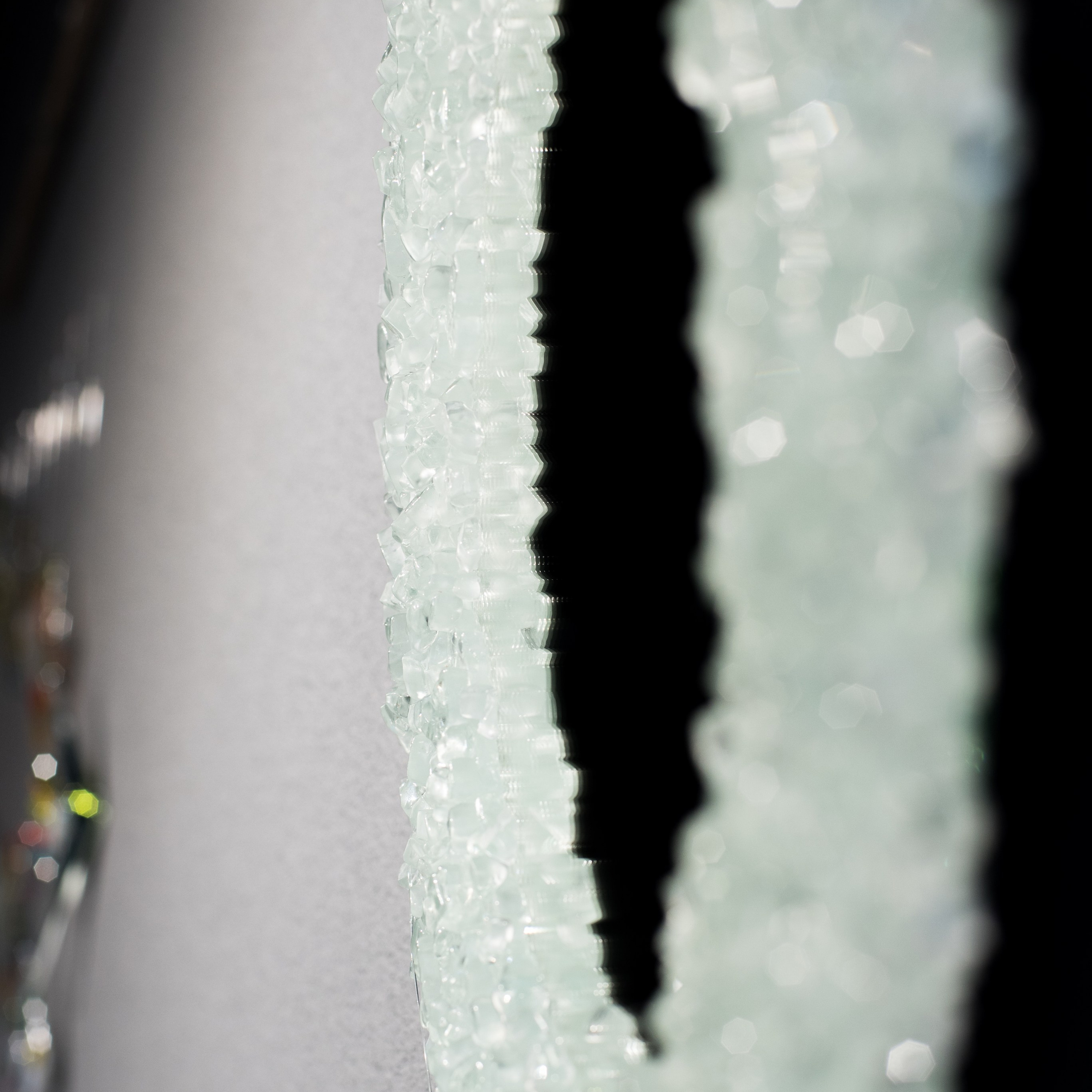 Зеркало Лёд. Художественное стекло Ольги Козачун — Крым