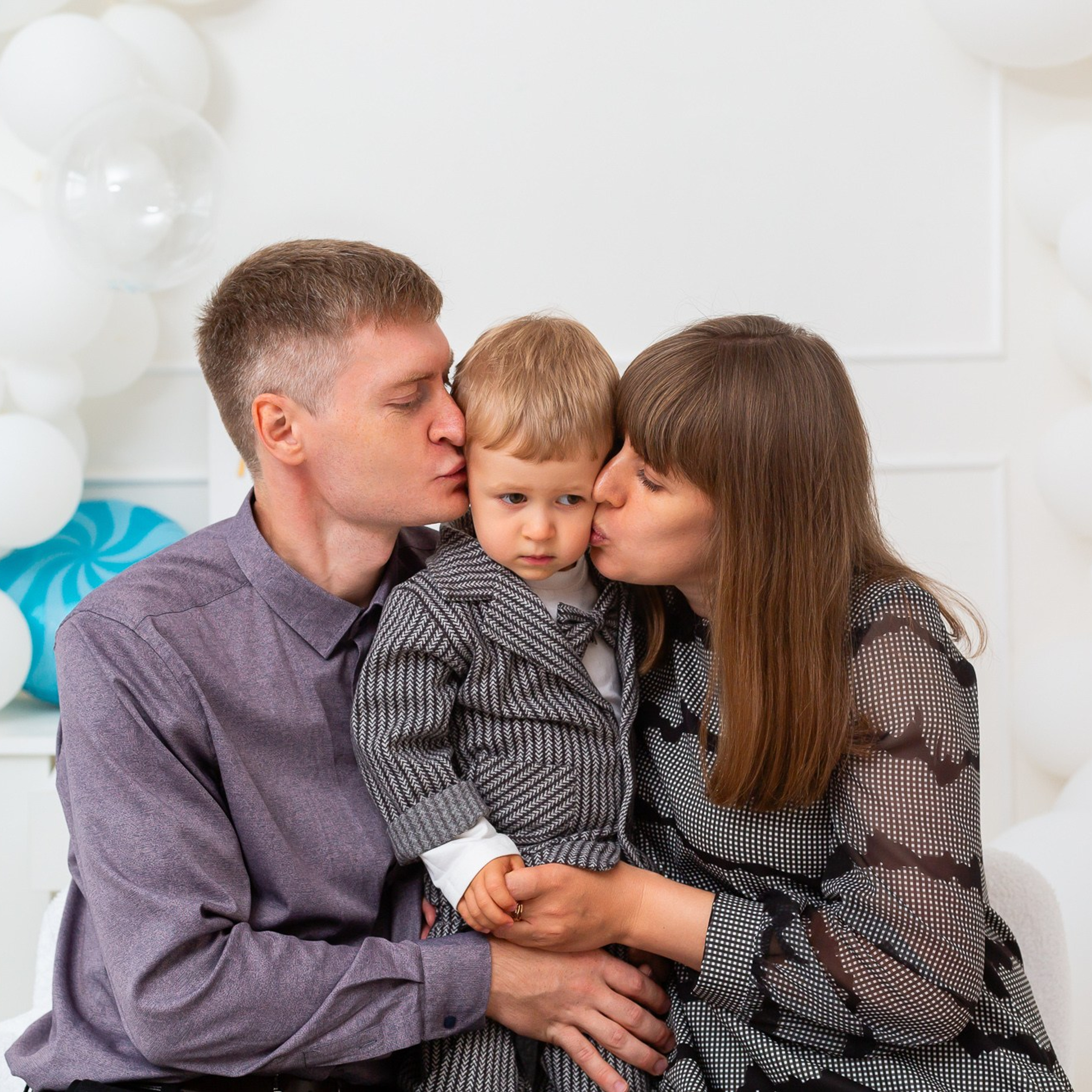 2 года Роману. Студийная съёмка.