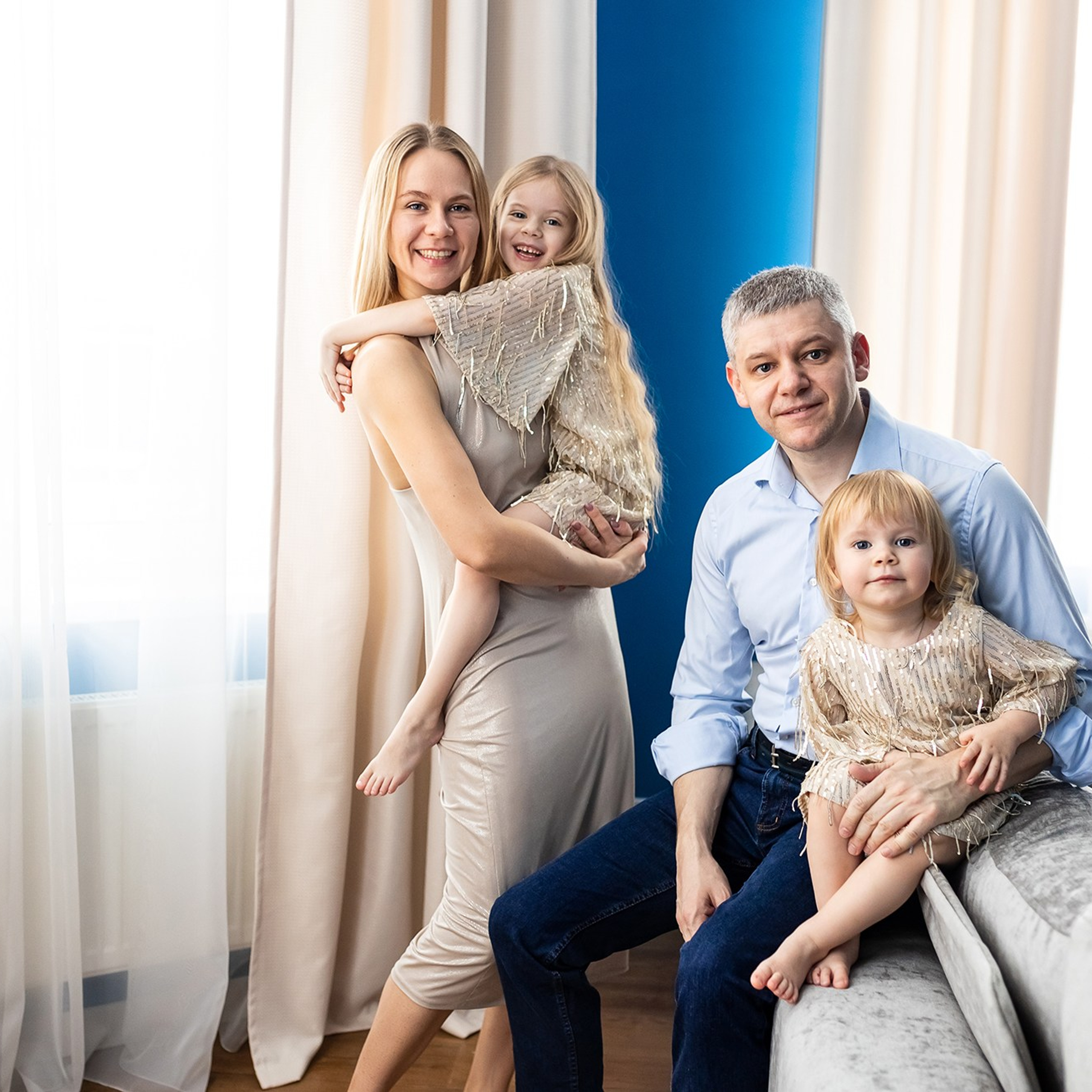 Семейная домашняя фотосессия. Детский и семейный фотограф новорожденных в Москве Михайлина Татьяна