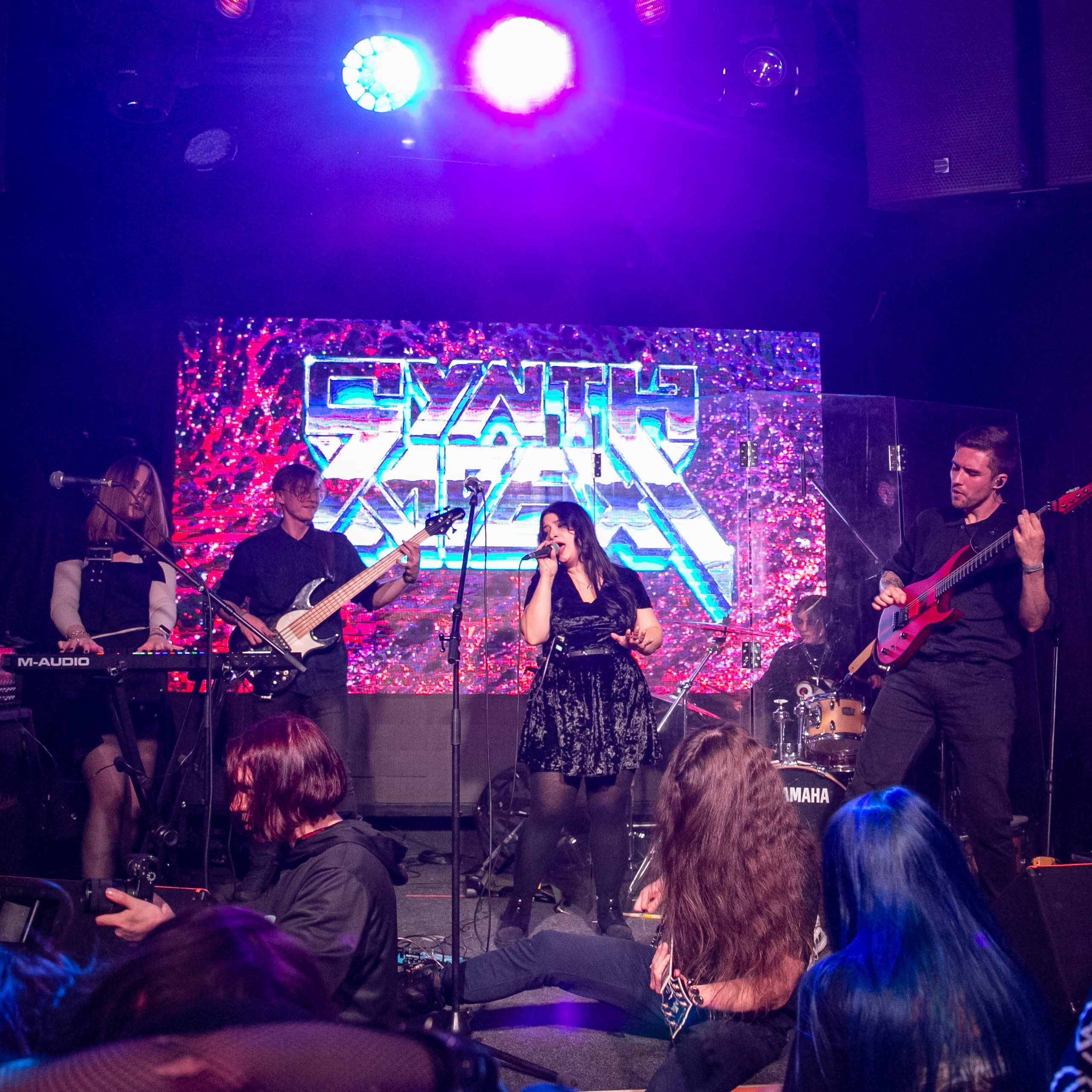 Концерт группы Synthapex Crossroad bar