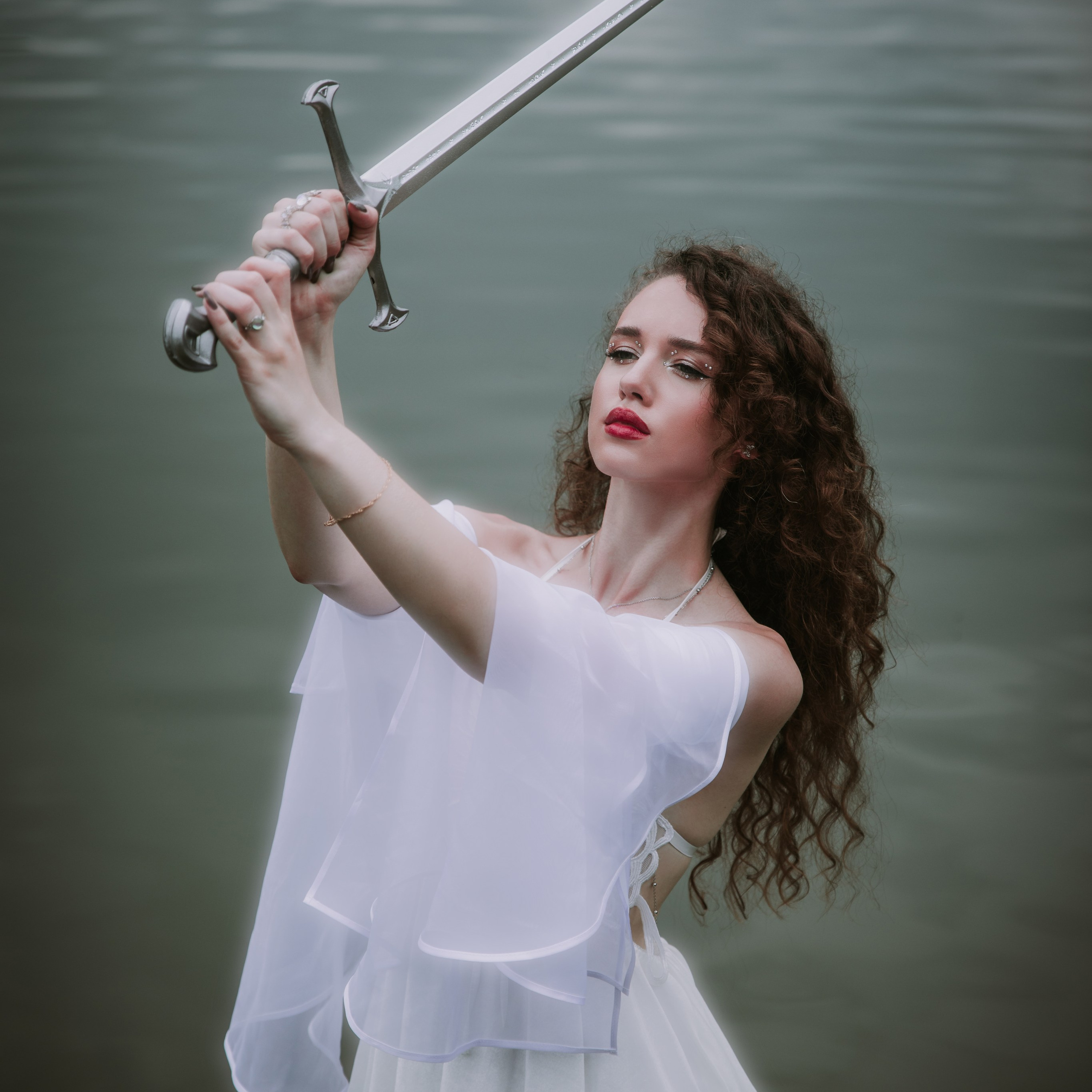 Хранительница меча