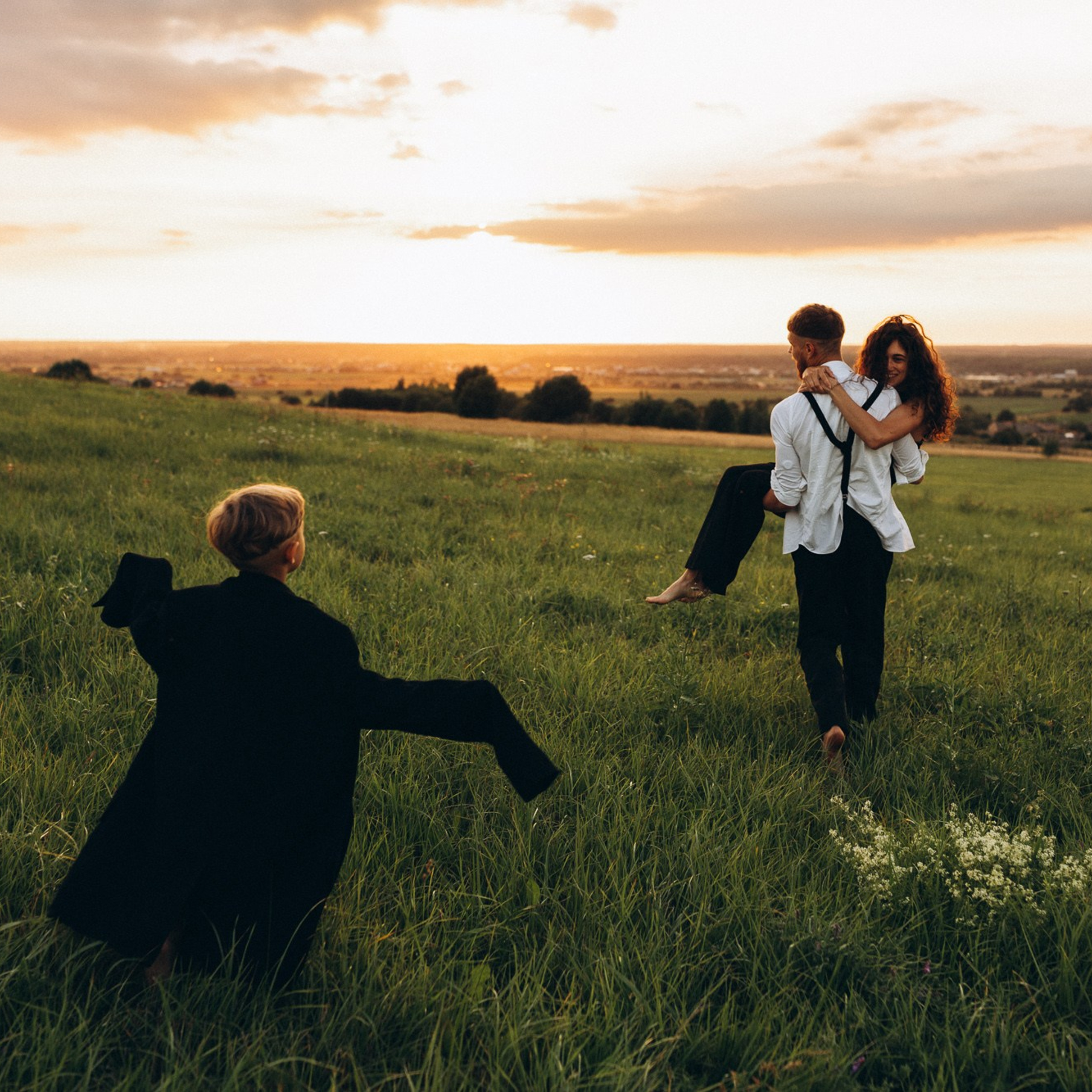 Карина, Миша, Оливер