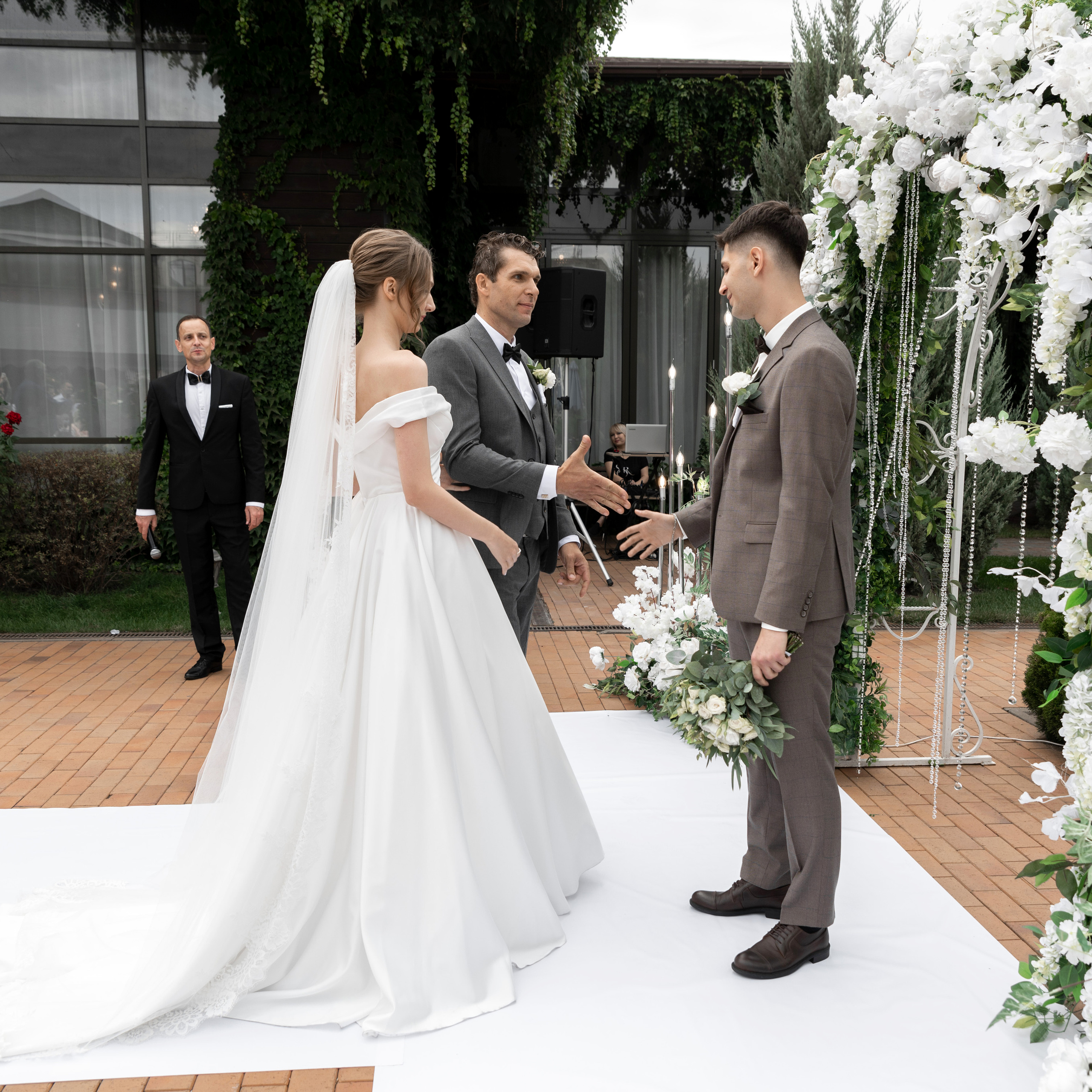 Дарья и Гарик. Свадебный фотограф Ростов-на-Дону Сочи