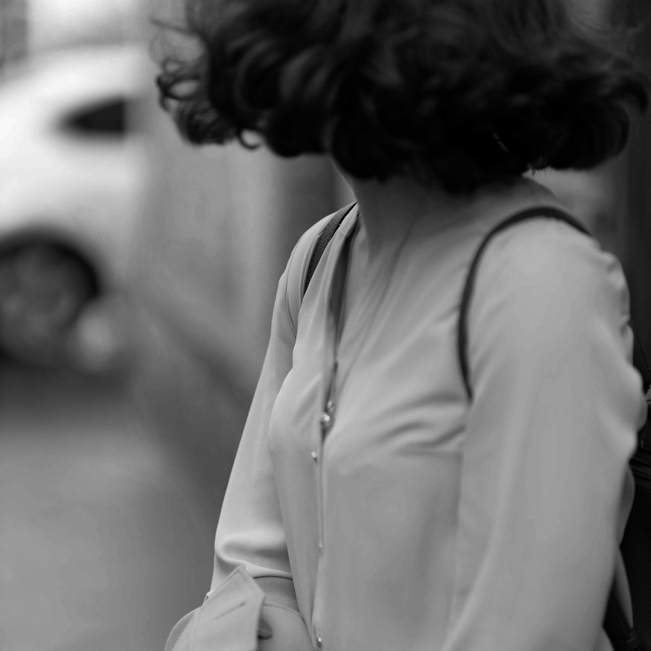 Катя. Фотопрогулка по городу. Весна.