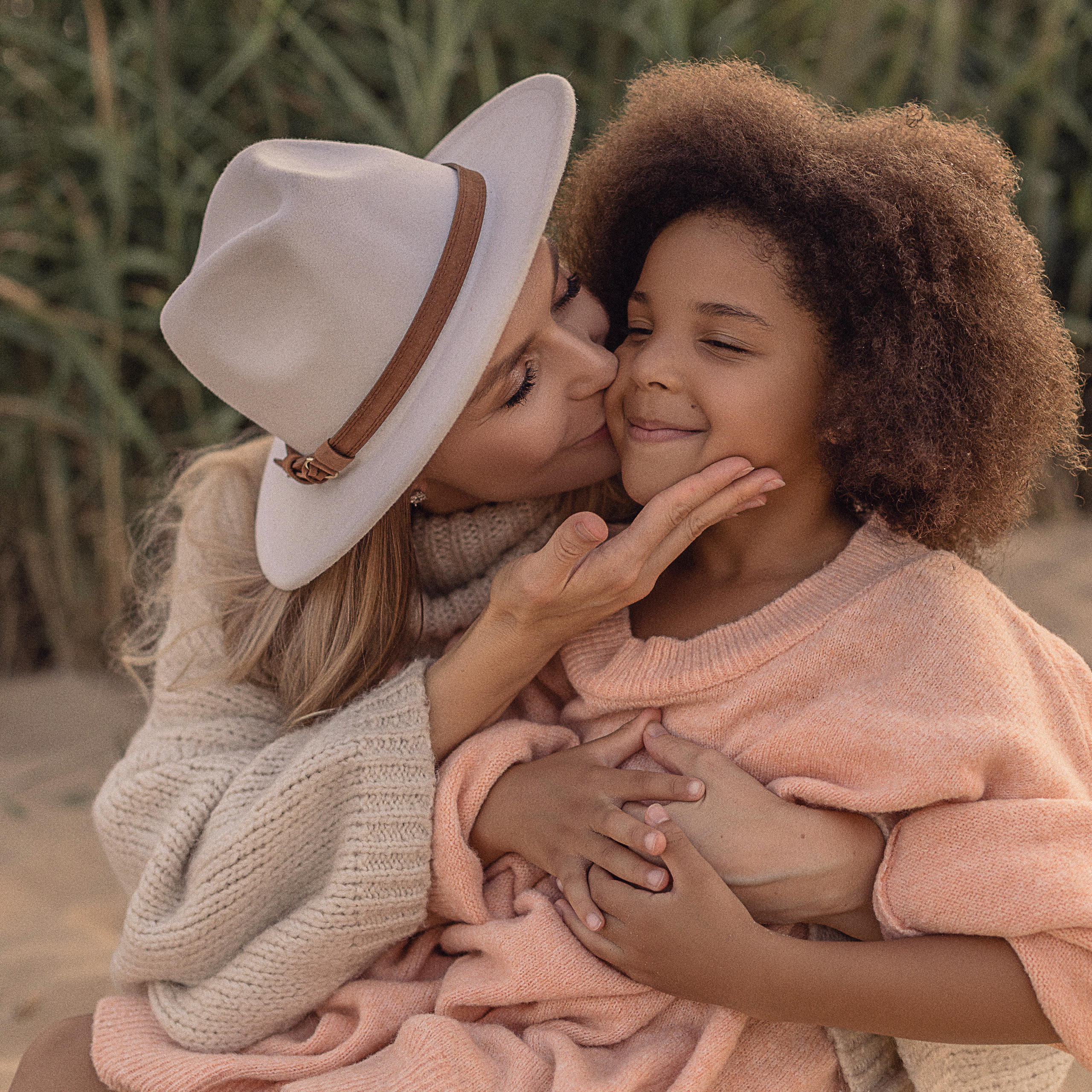 Юля & Оливия