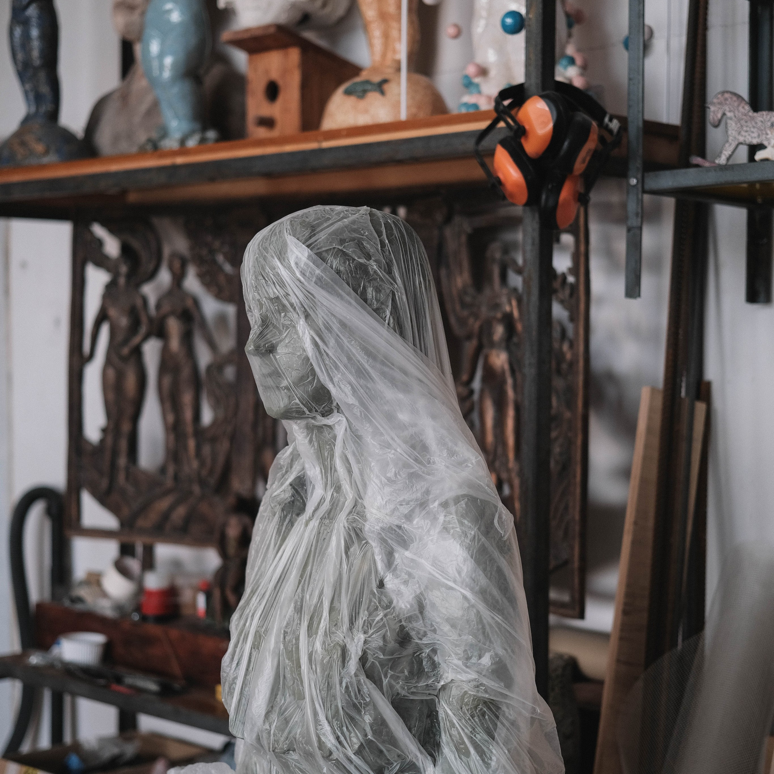 Мастерская скульптора Светы Метсо. Портретный фотограф в Москве Таня Майорова