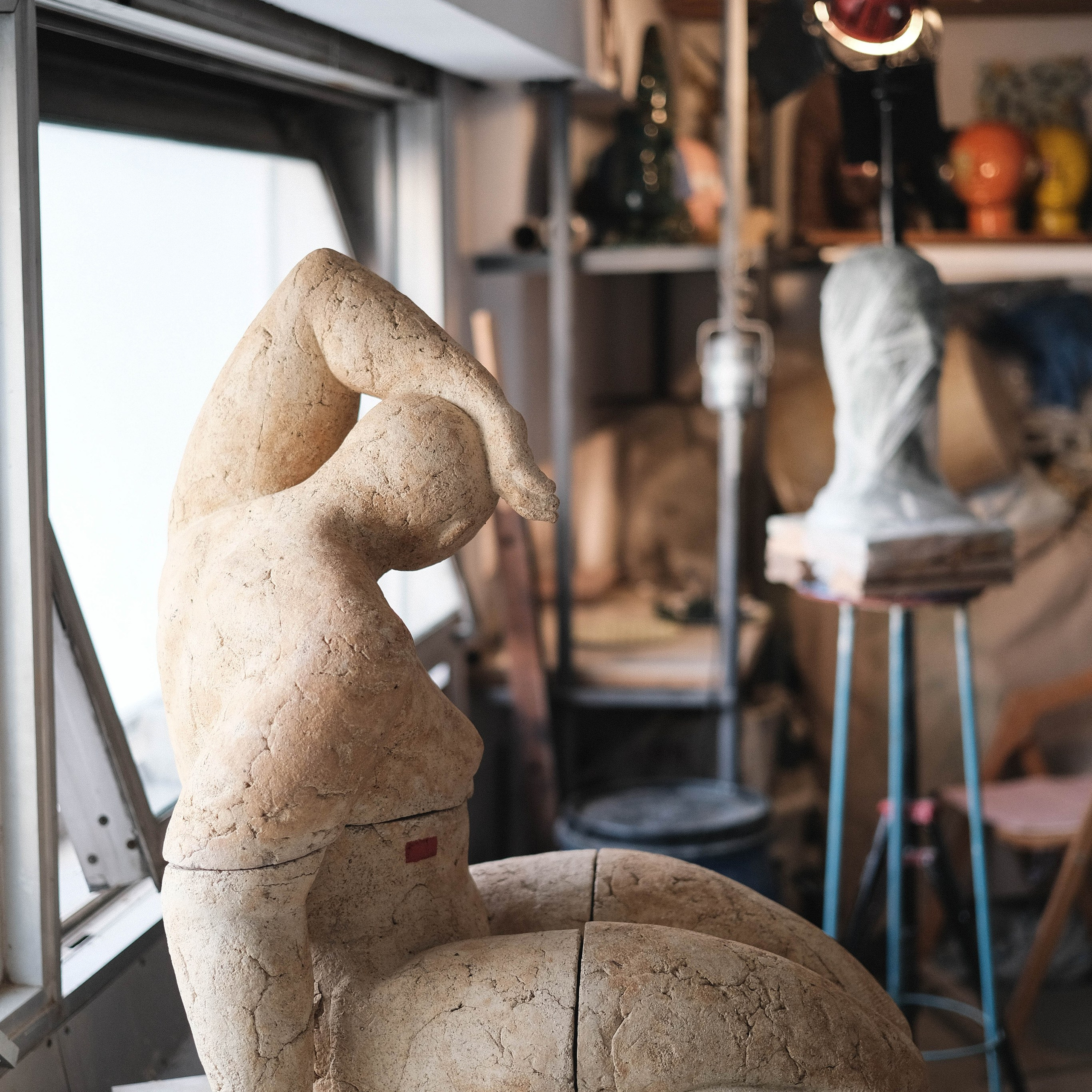 Мастерская скульптора Светы Метсо. Портретный фотограф в Москве Таня Майорова