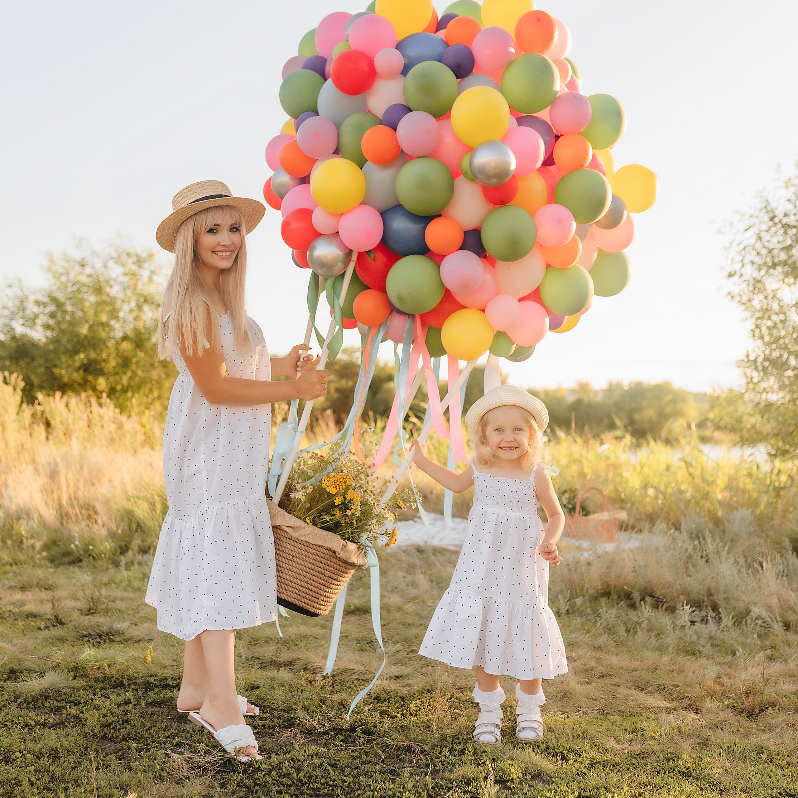 Ирина с дочуркой Евой | Пикник на закате