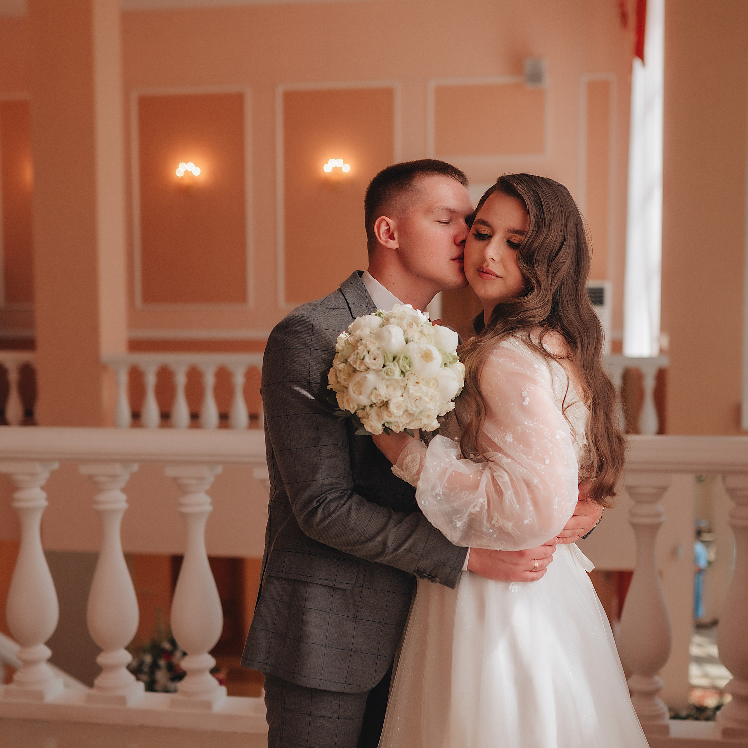 Часовая съёмка в ЗАГСе