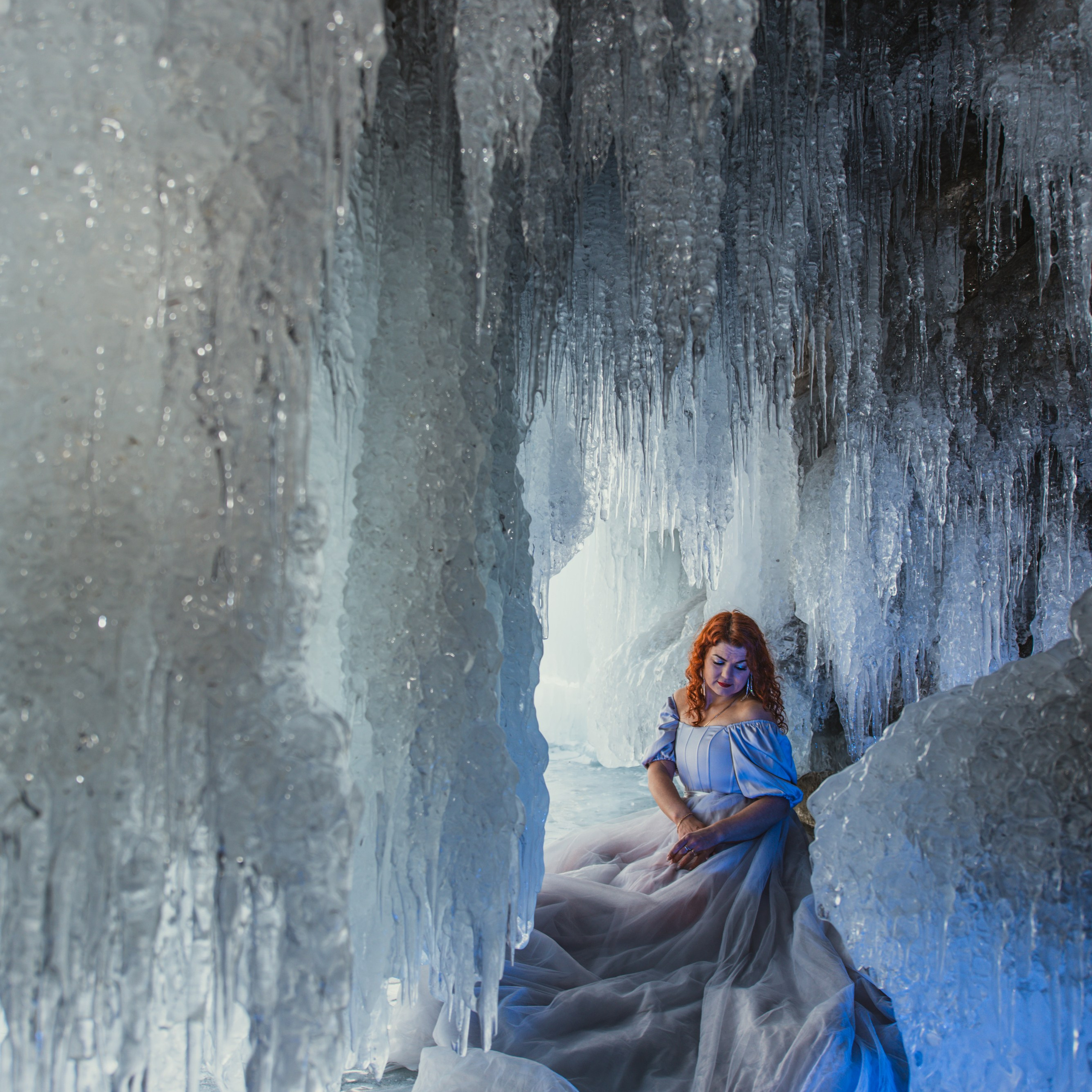 Корсеты с рукавом рр 42-46 и 44-48