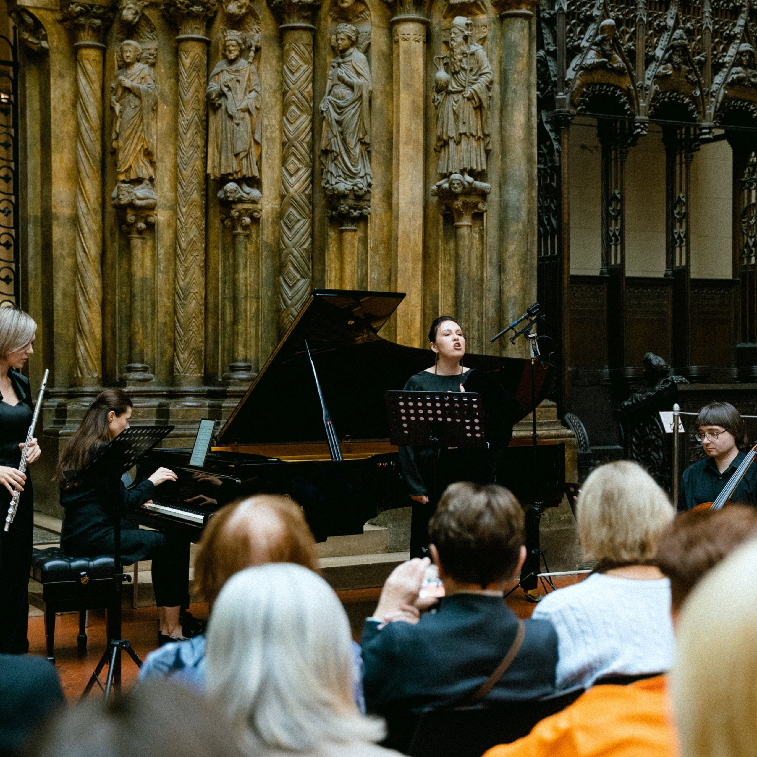 Репортажный фотограф. Фотограф в Москве Женя Потах