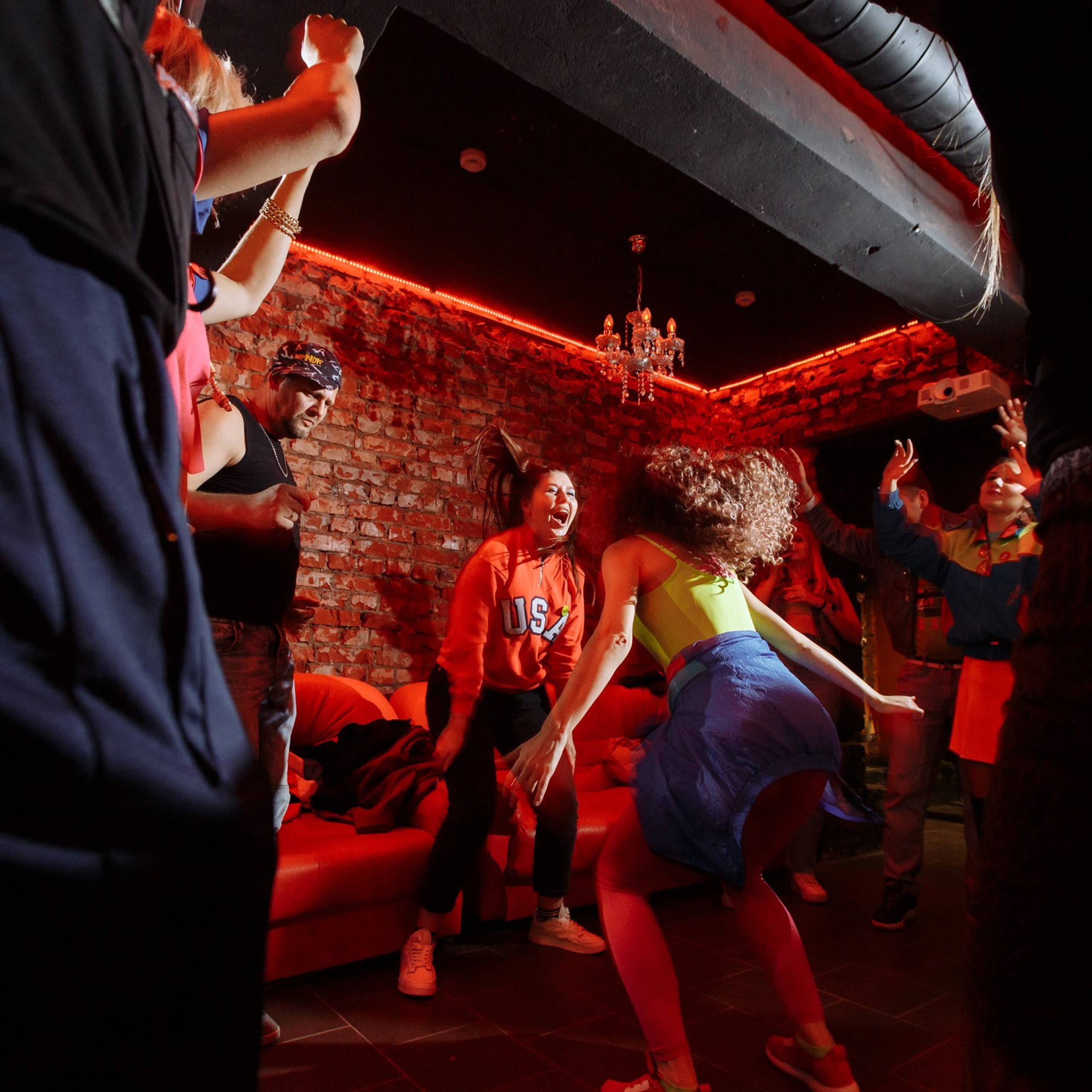 День рождения Кати в стиле 90-00х