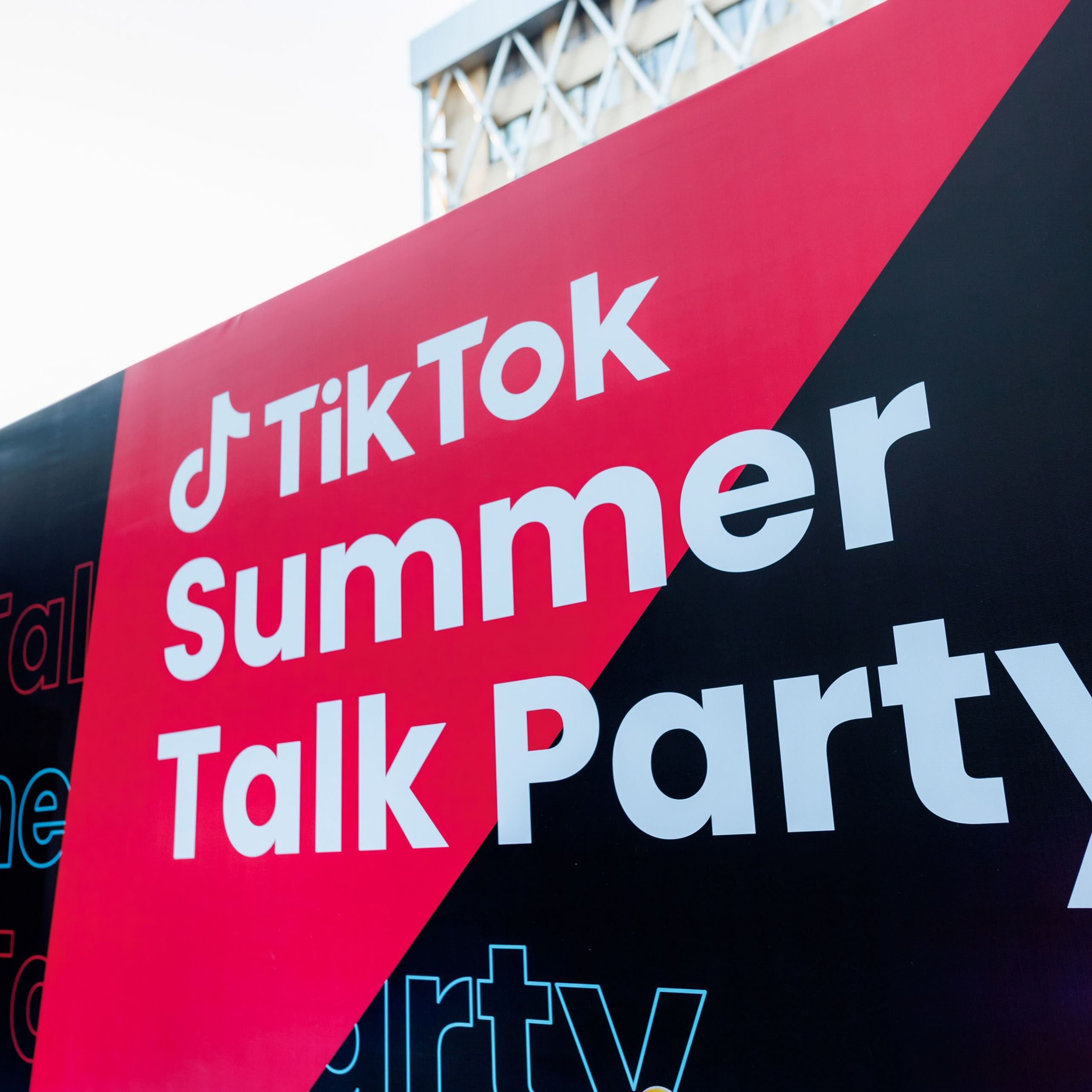 TikTok — Summer Talk Party