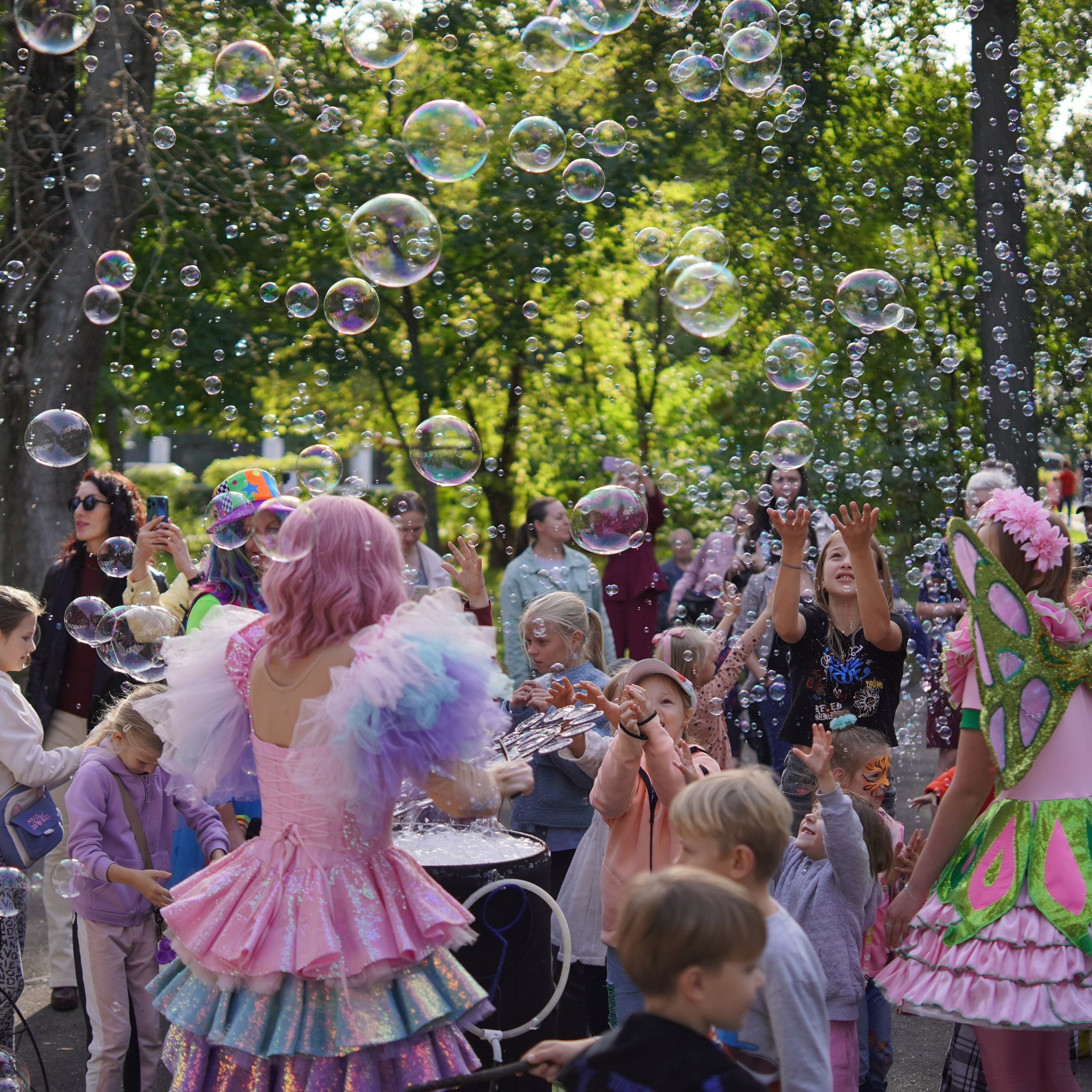 Фестивали, городские праздники.