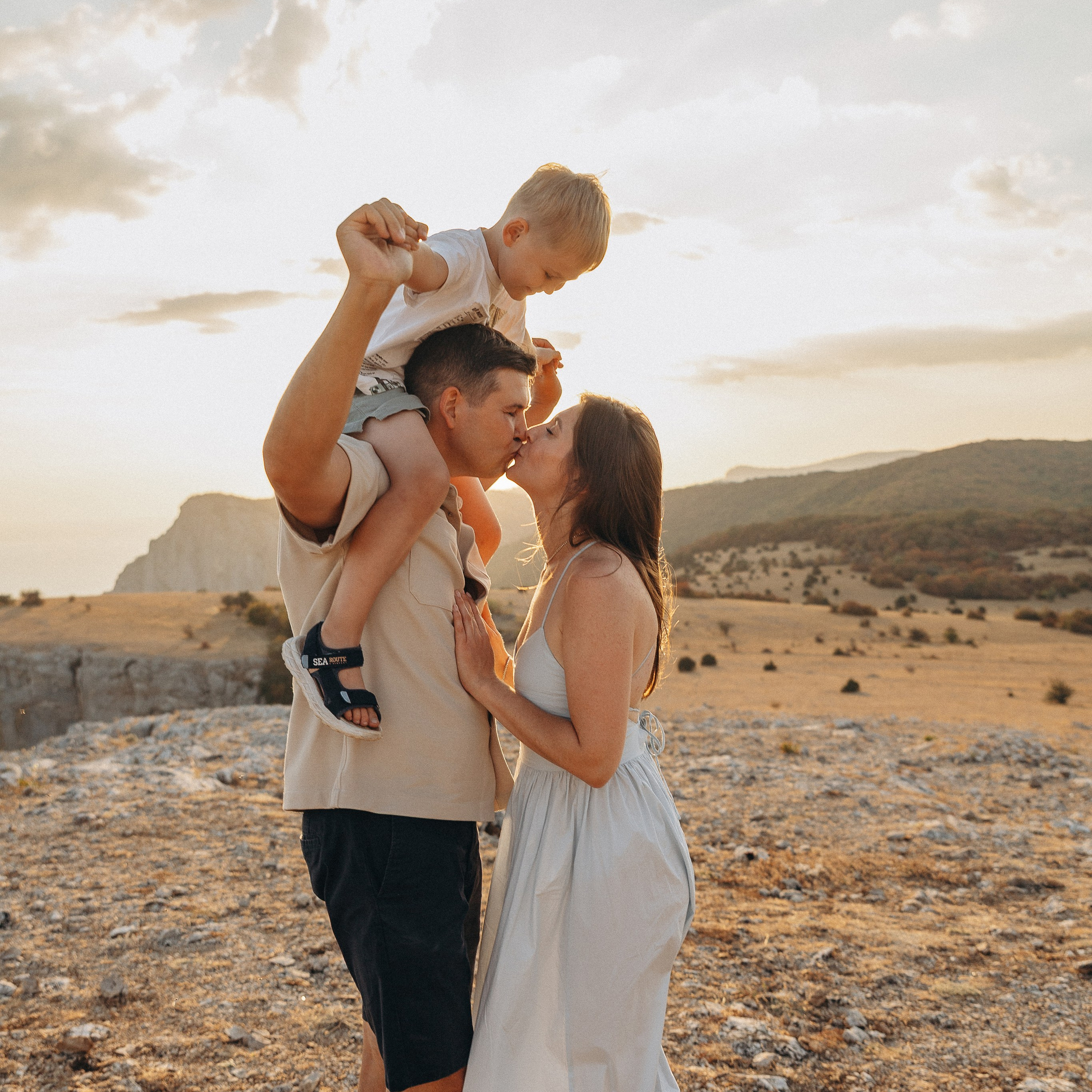 Семейная фотосессия в Ялте. Семейный фотограф в Ялте