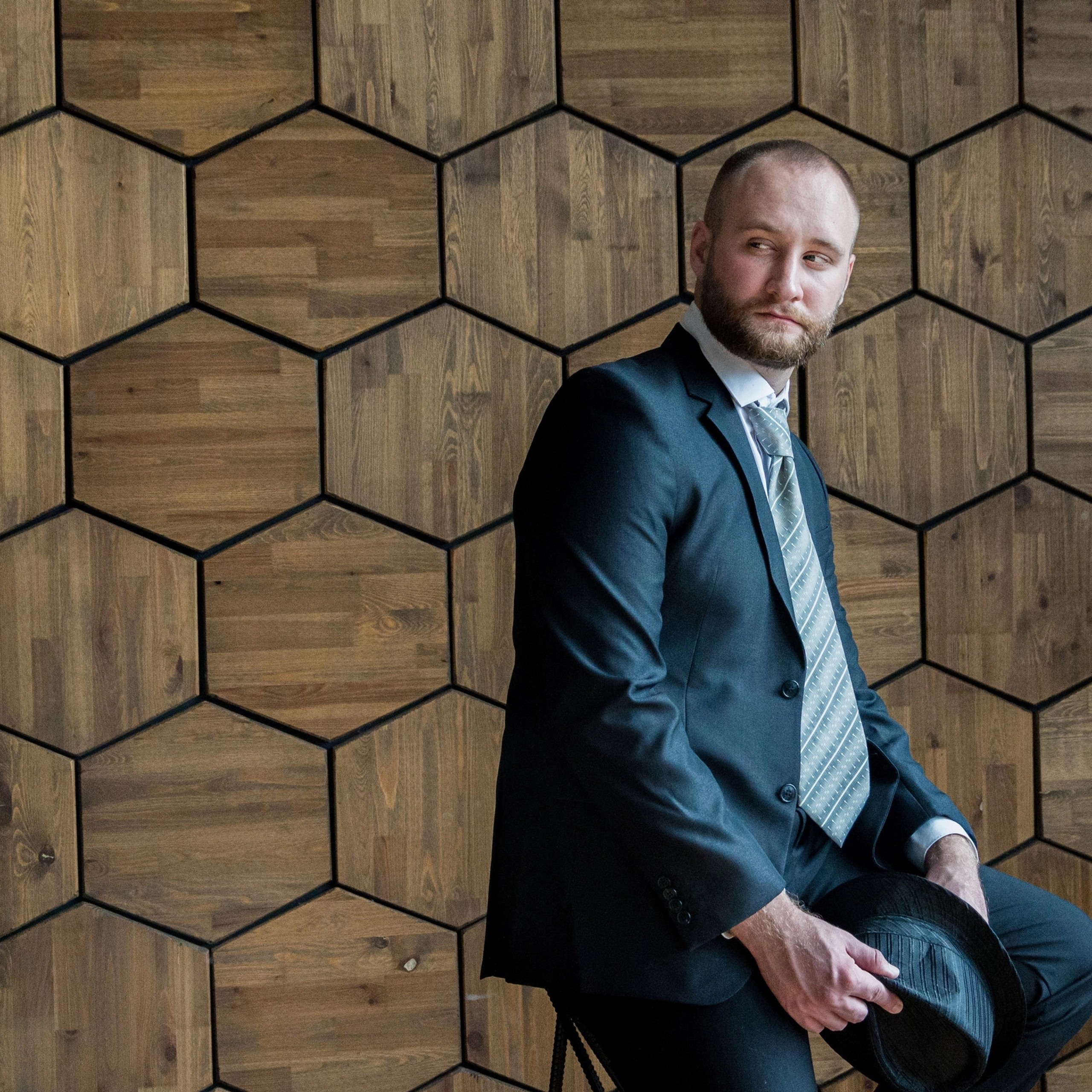 Мужская фотоссесия в студии