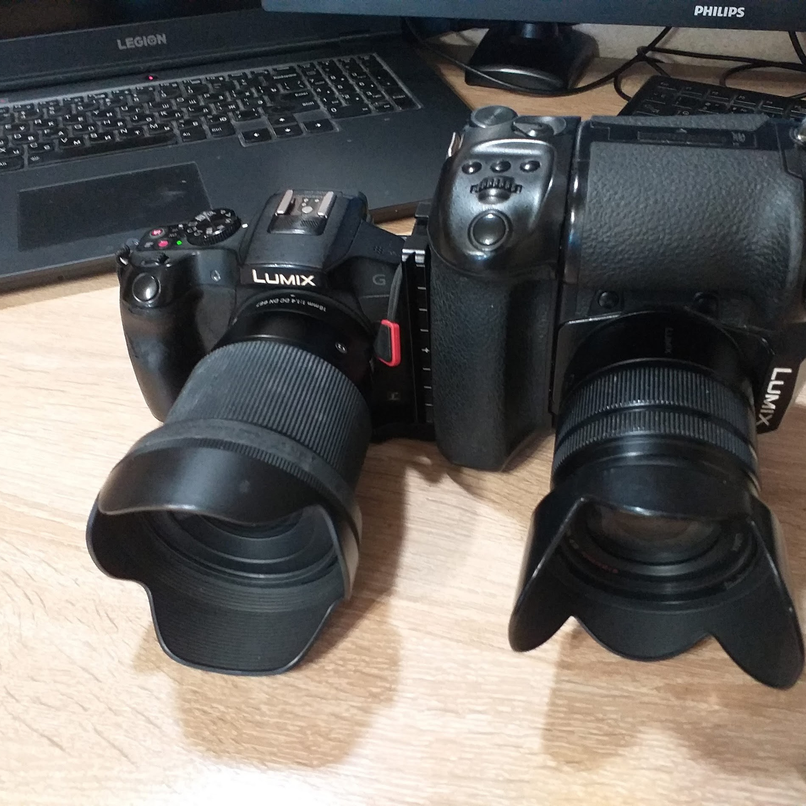 Две камеры в одной связке. Фотопрогулки по Миру