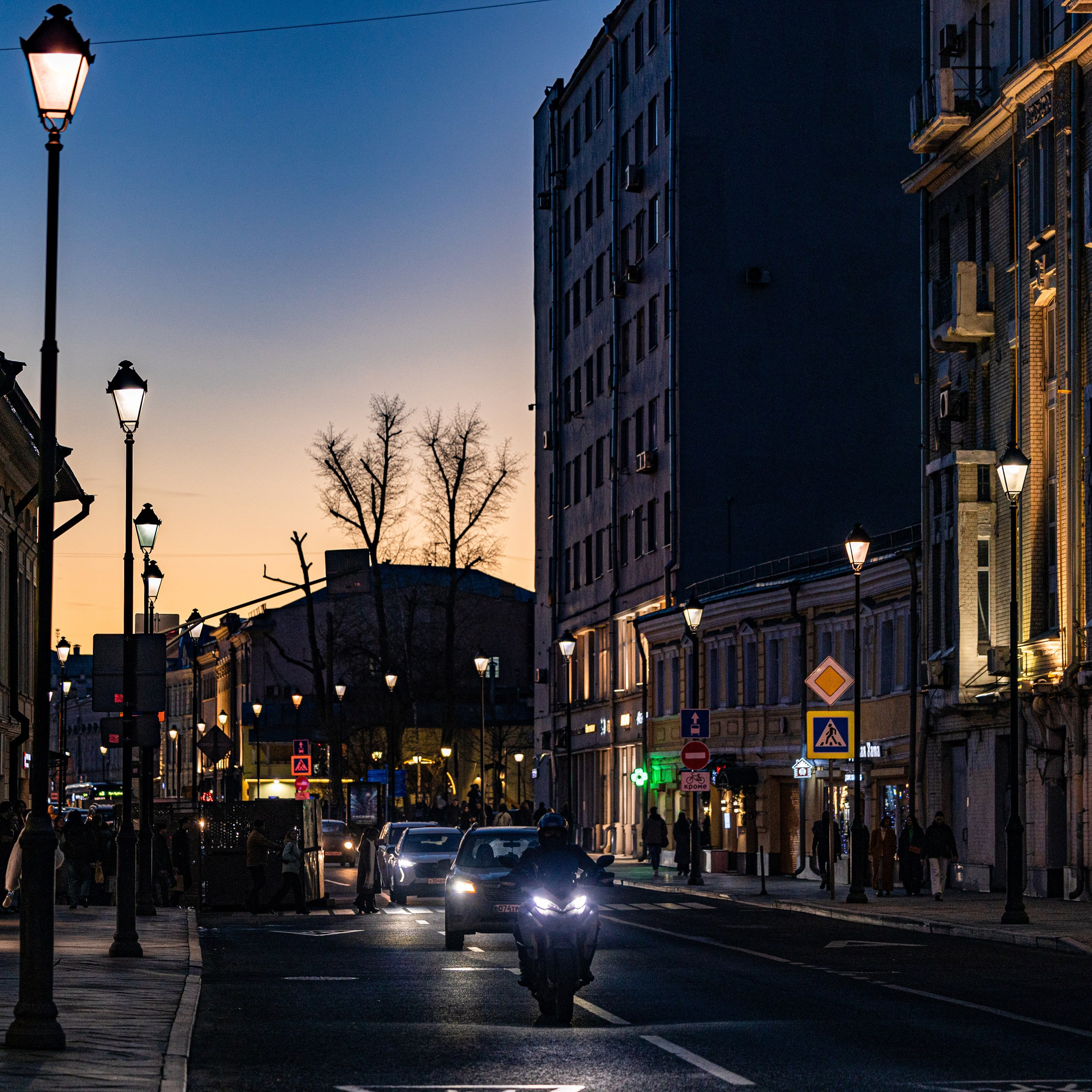 Весна в Москве 2025