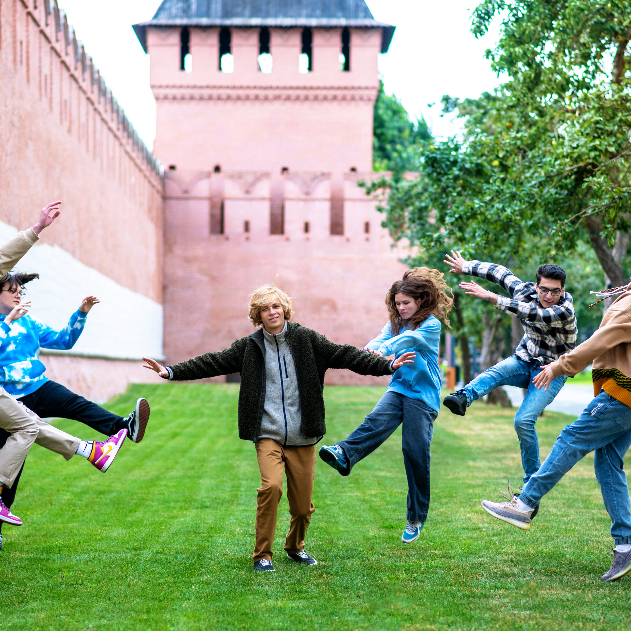 Пушкинский лицей 2023. Фототуры, обучение, фотограф Анастасия Забелина в Крыму и Севастополе